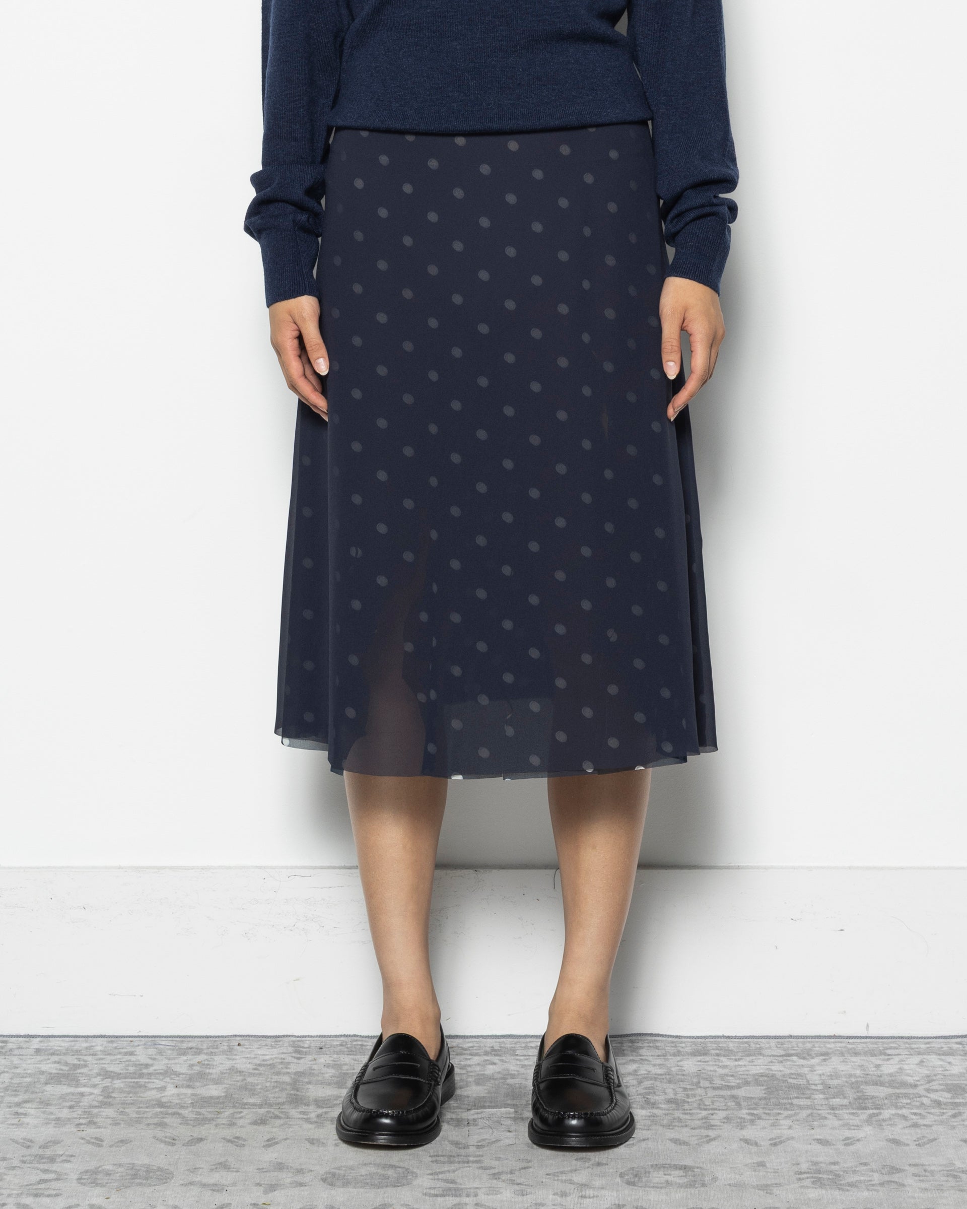 Mesh Layer Skirt in Navy/White