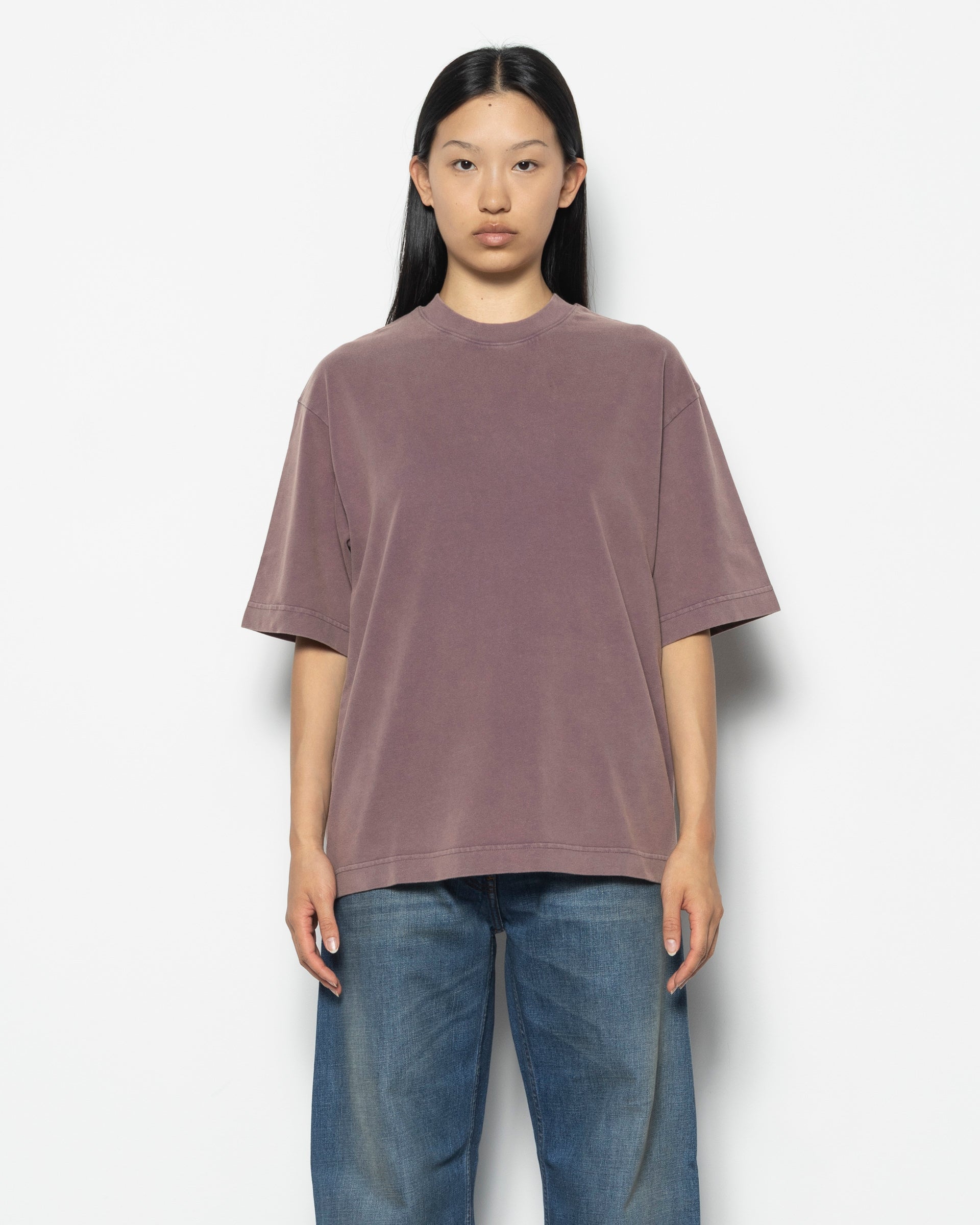 Crew Neck T-Shirt in Plum Purple