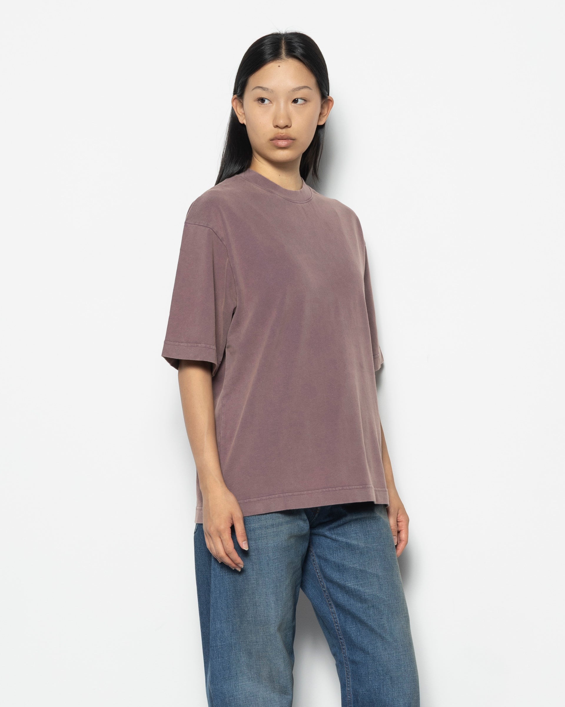 Crew Neck T-Shirt in Plum Purple