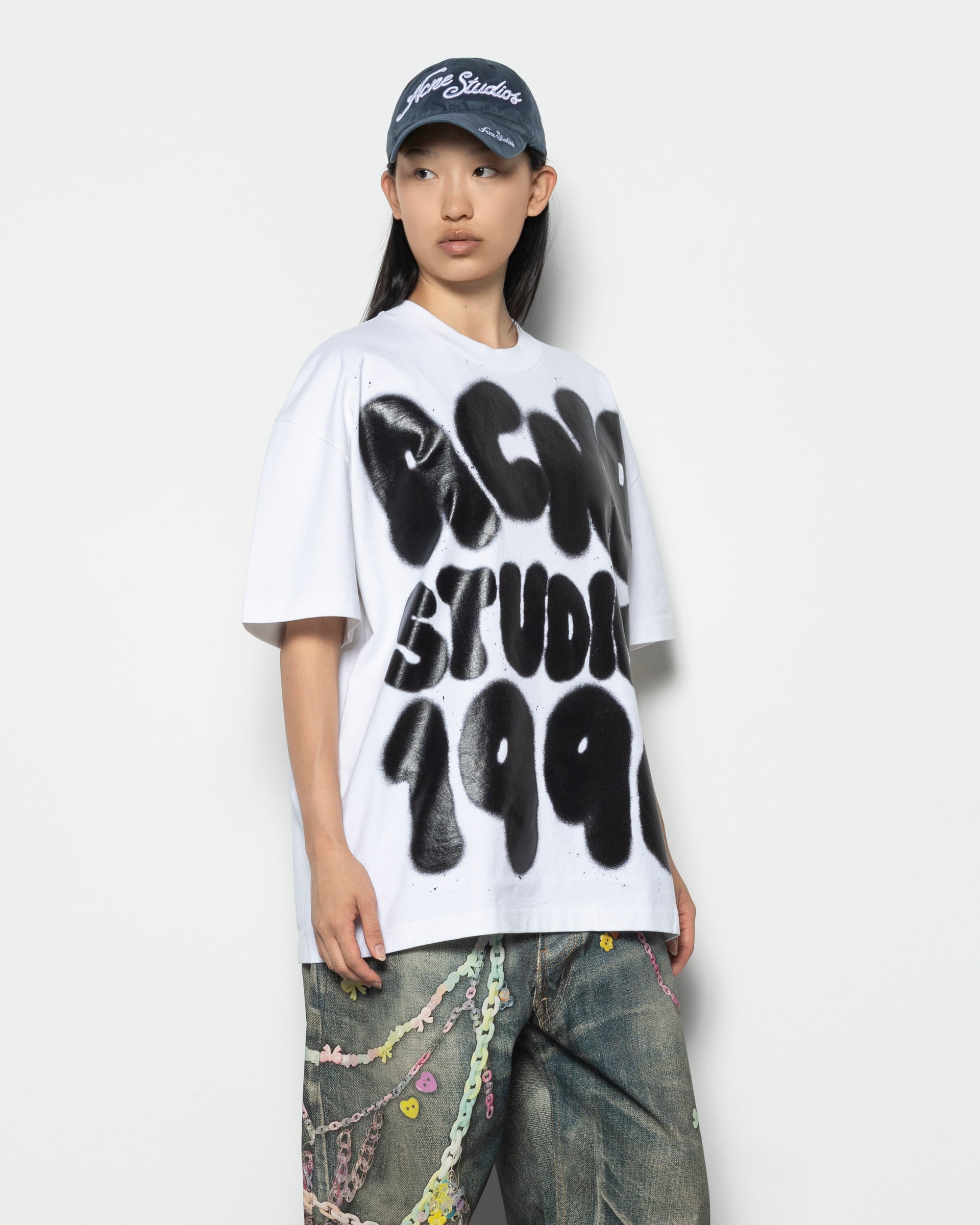 T-Shirt Logo in Optic White