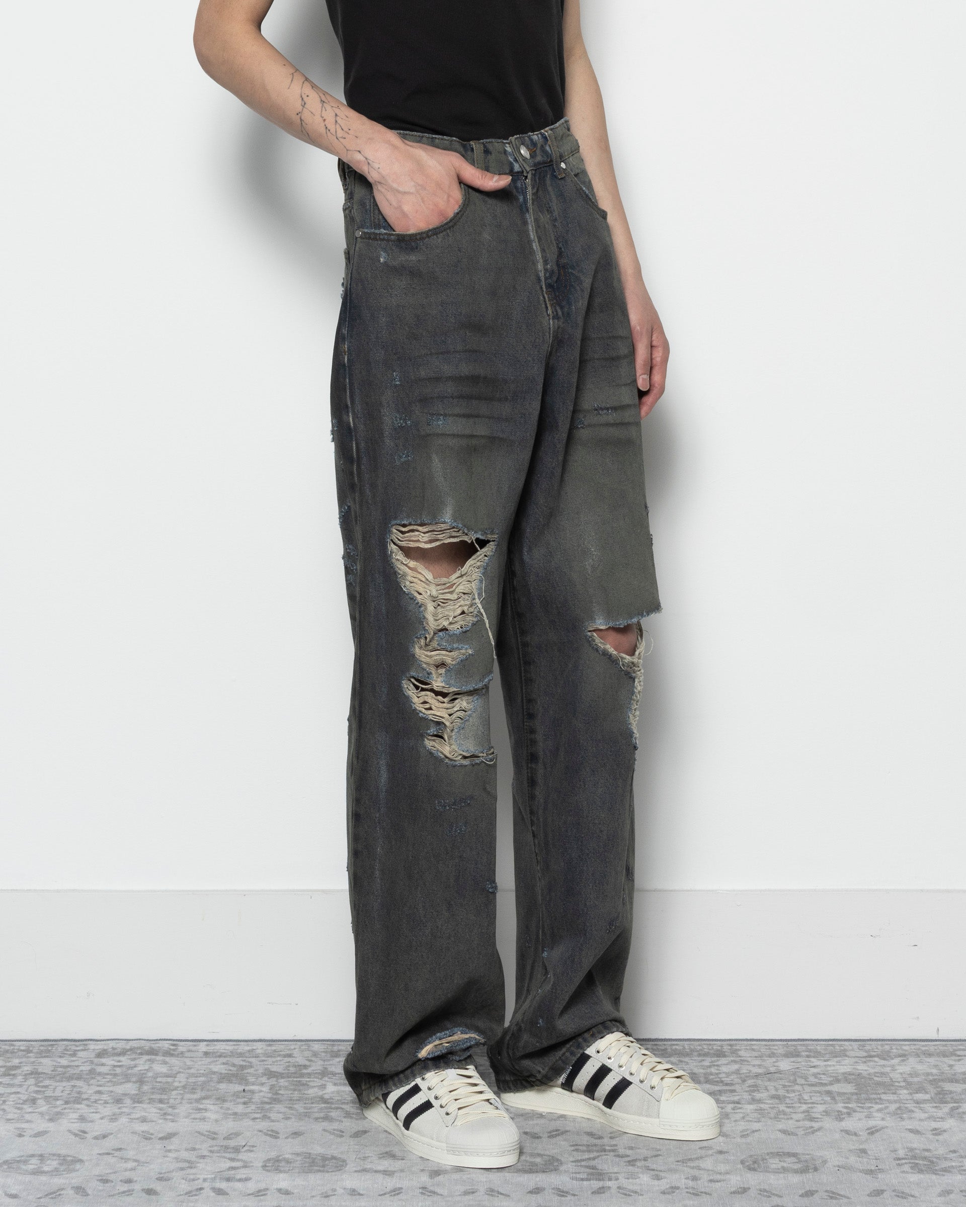 Lax Baggy Denim in Multi