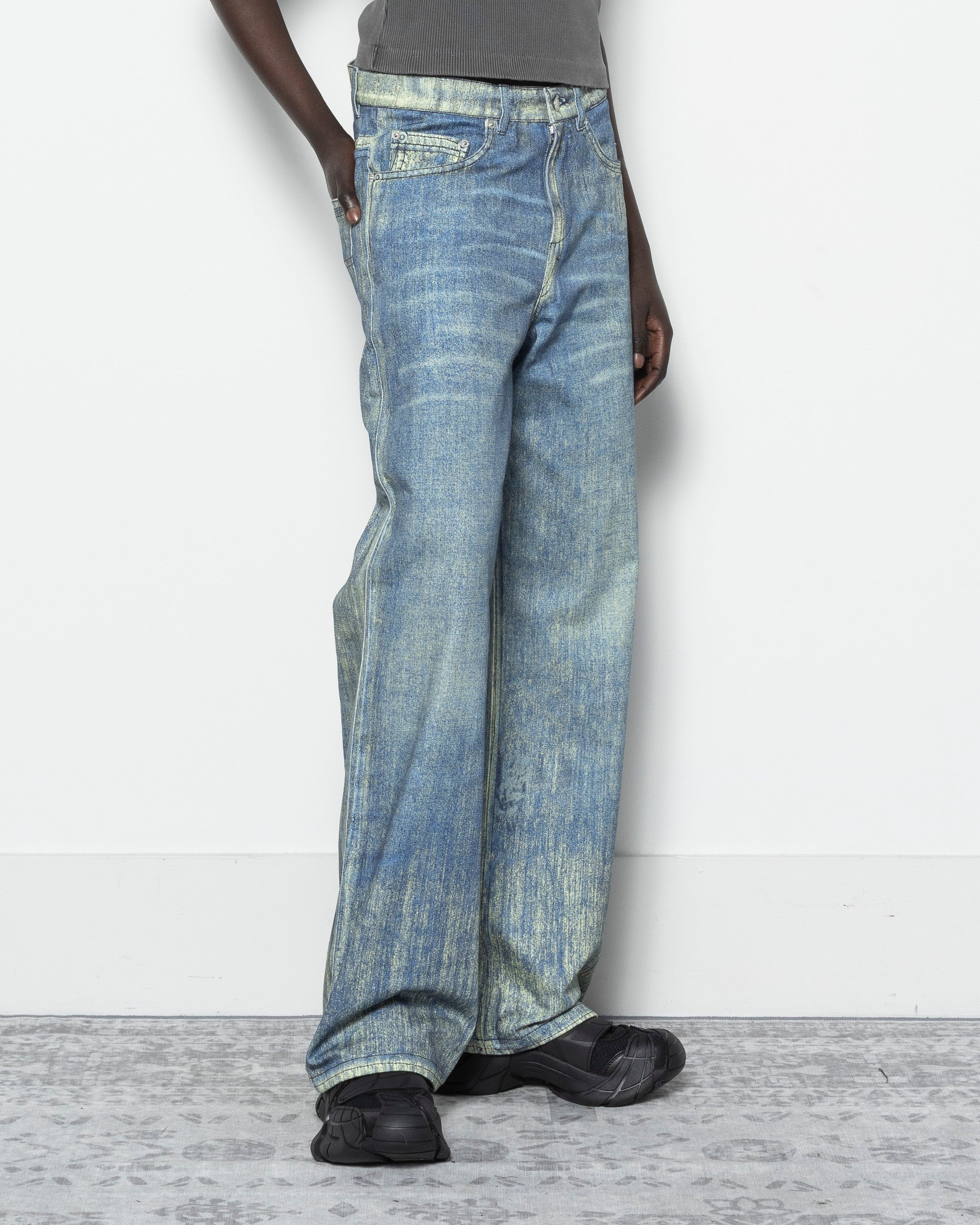 Paint Denim Jeans in Sand Blue