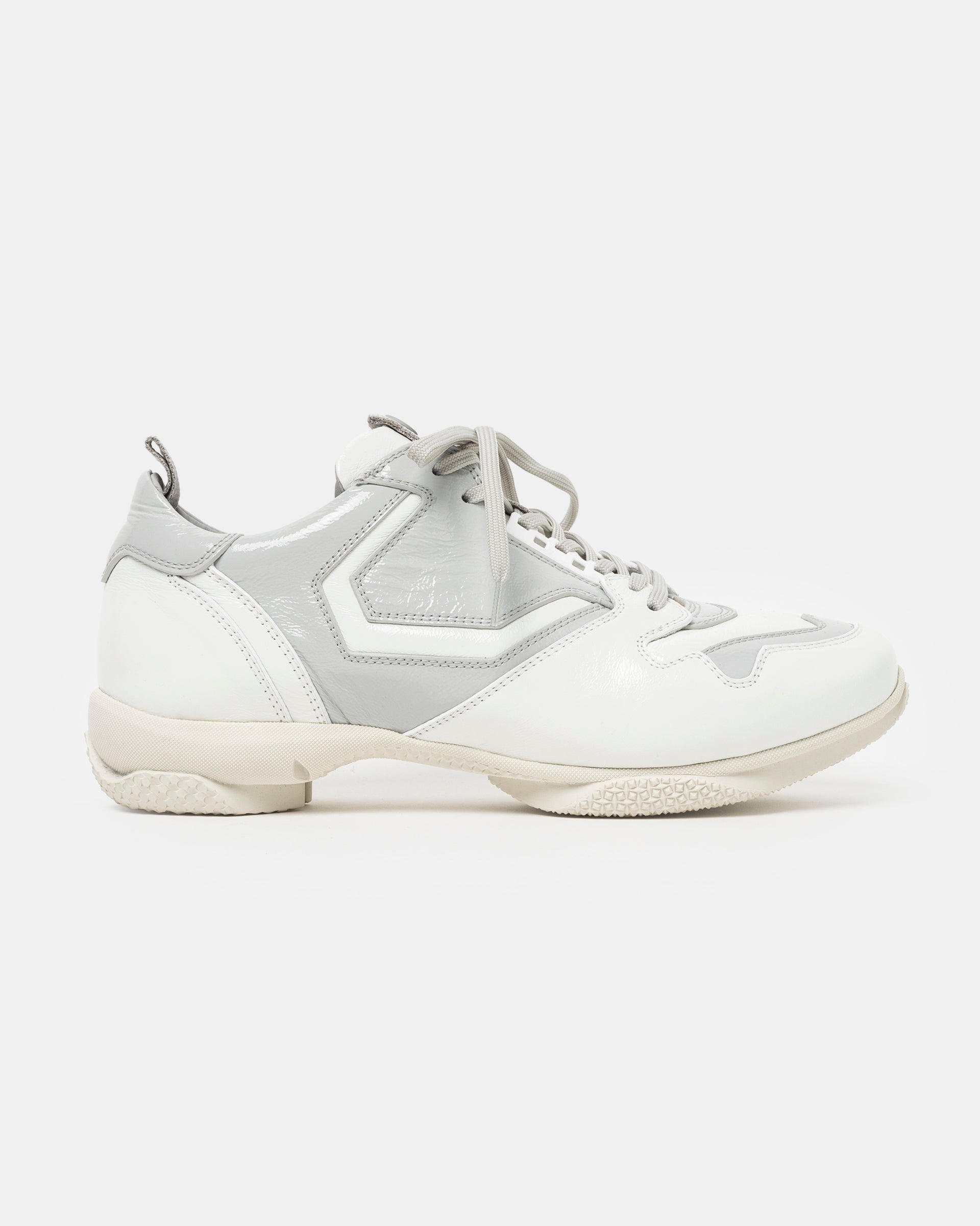 Ostro Sneakers in White Brilliant