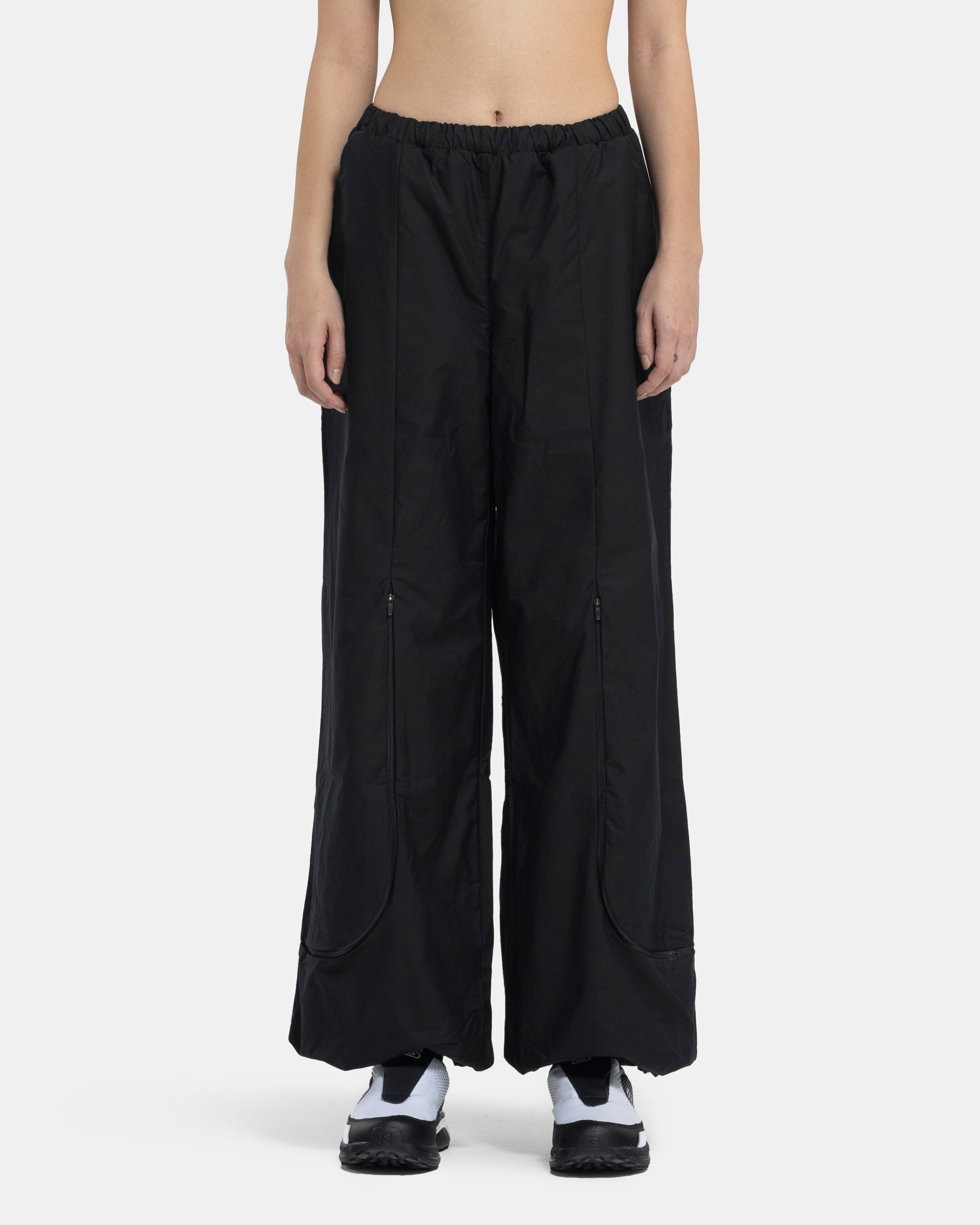 Organic Cotton Zip Cargo Pants in Black