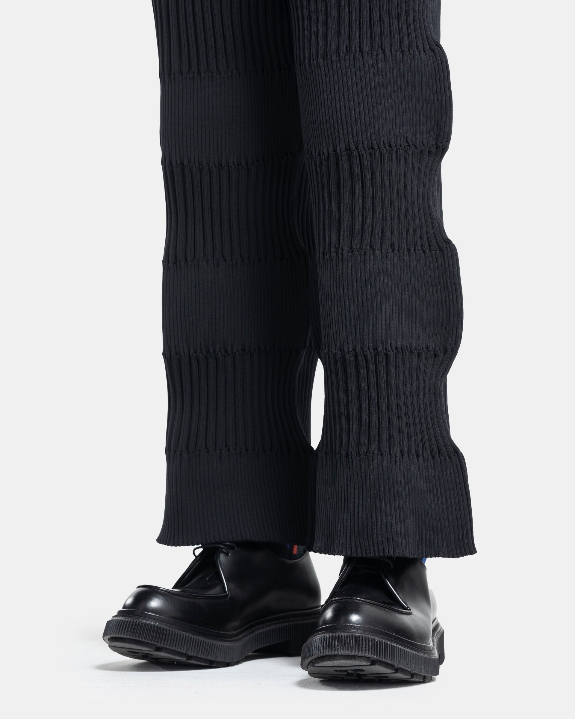CFCL Fluted Straight Pants in Black