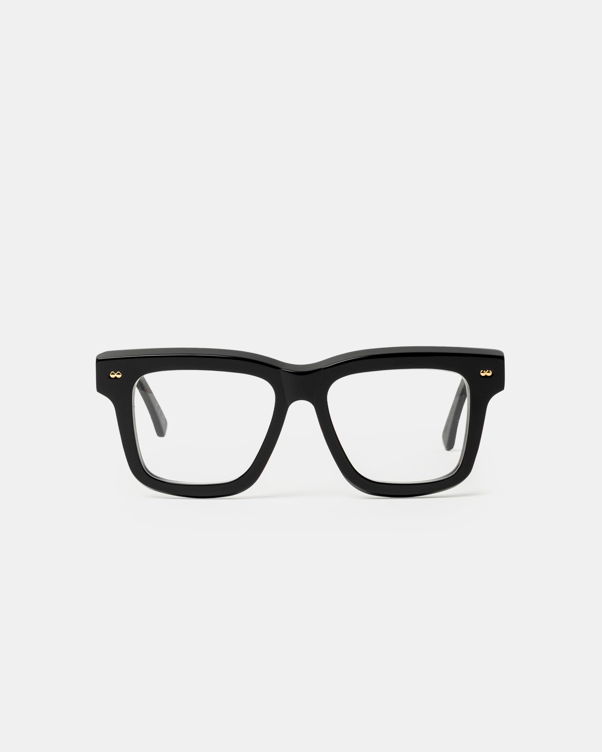 Numero 116 in Black