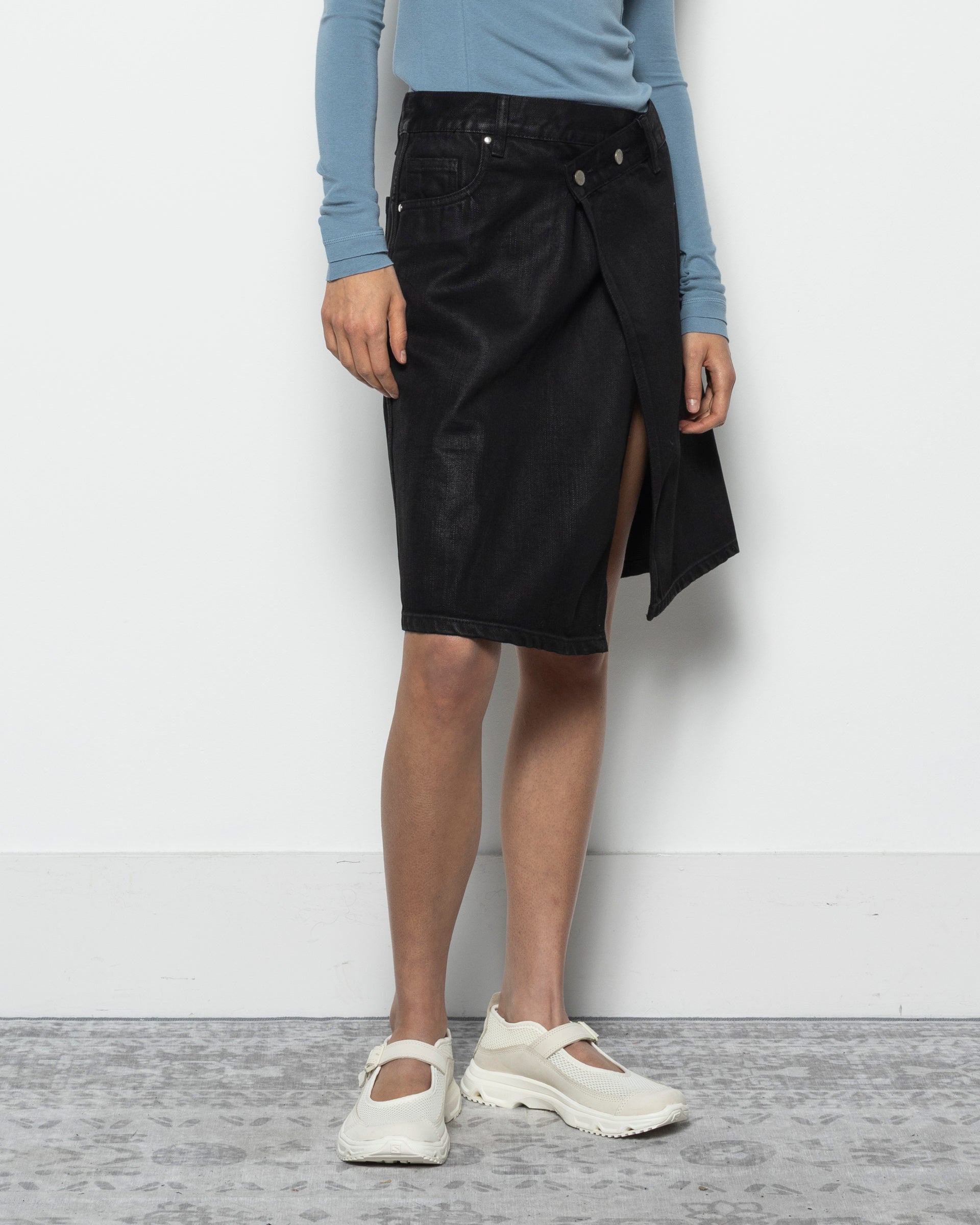 Denim Skirt in Black