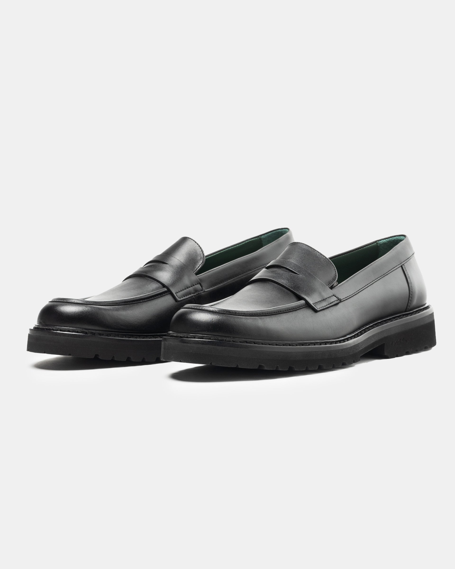 Richee Penny Loafer in Black