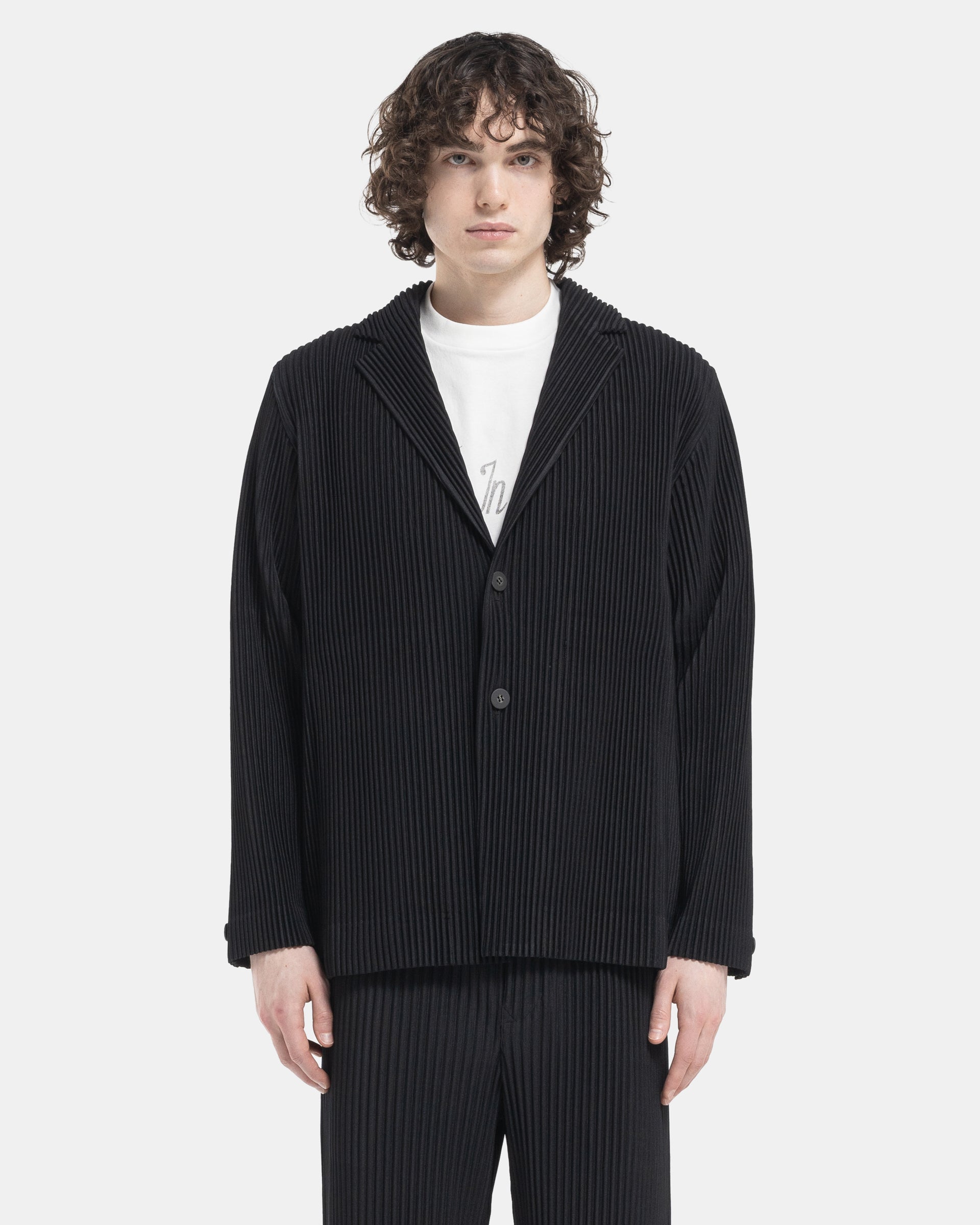 Homme Plisse Issey Miyake Basic Pleated Blazer in Black