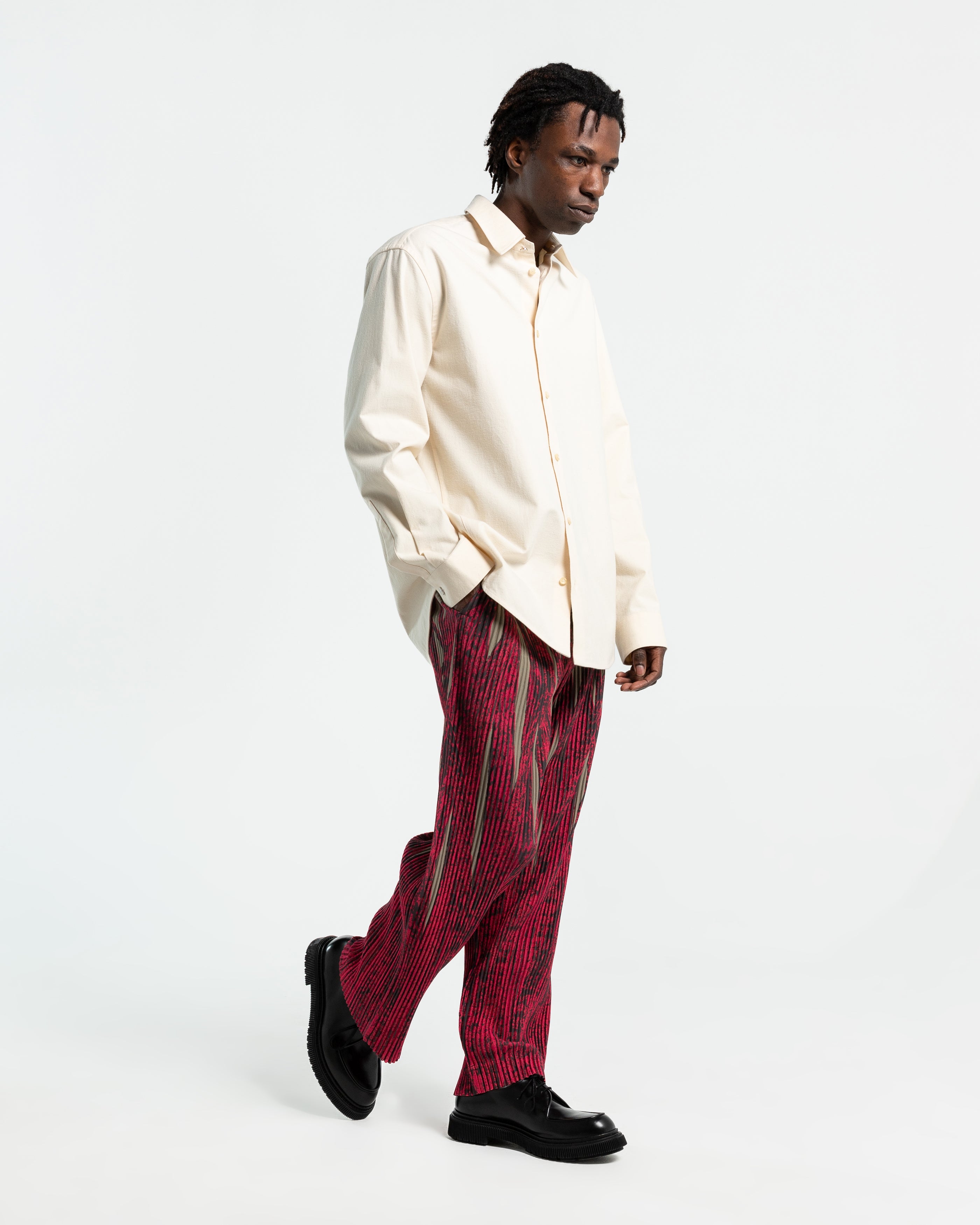 Grass Field Pants in Red