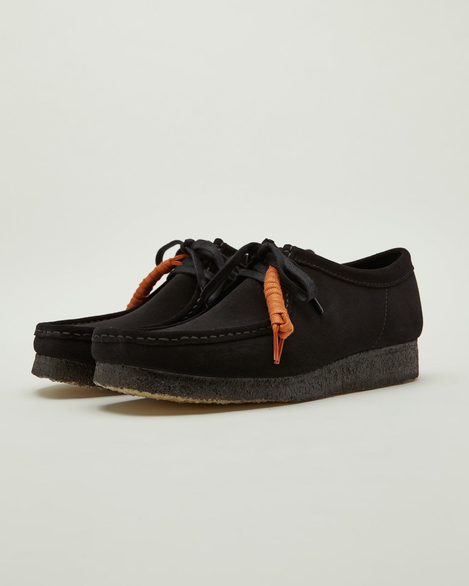 Wallabee in Black Suede