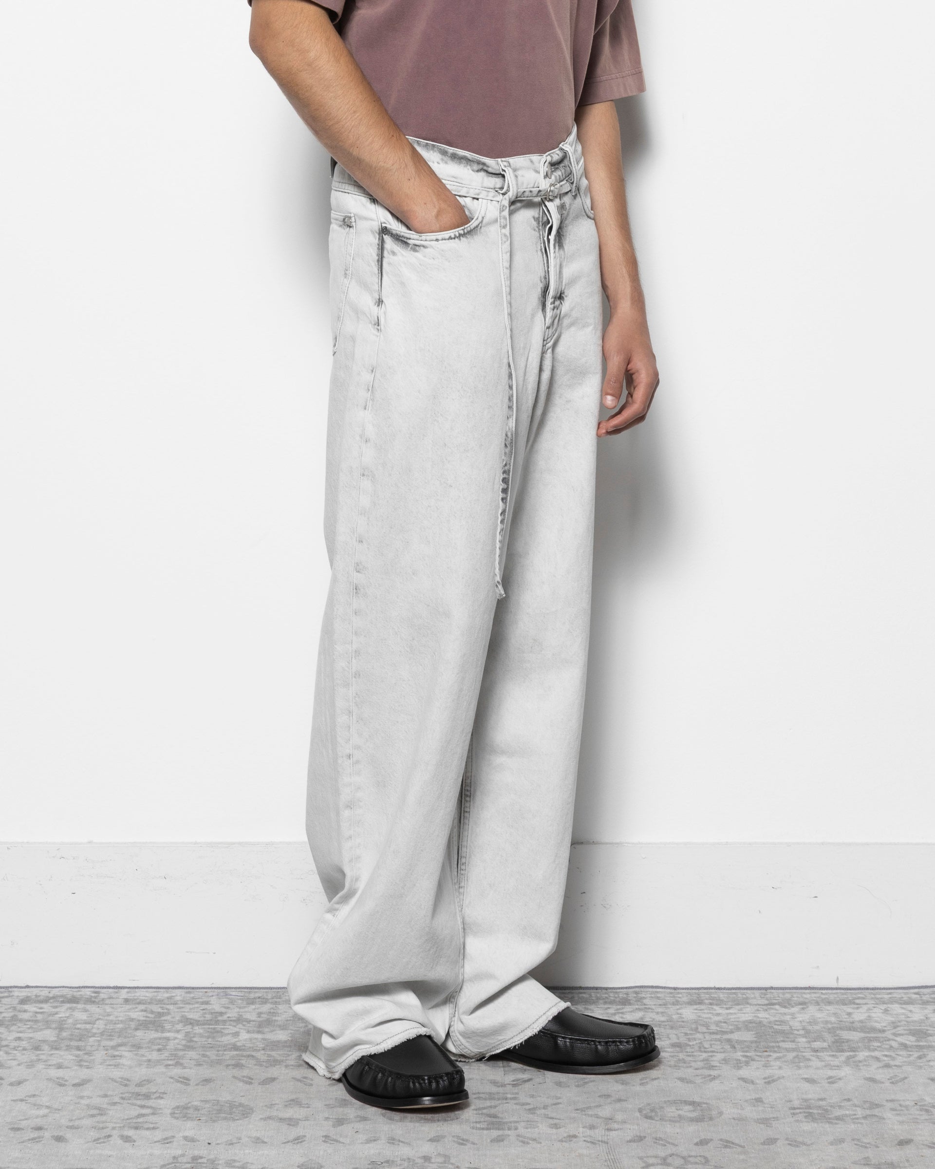 Down To Earth Wide Leg Jean in Washed Grey