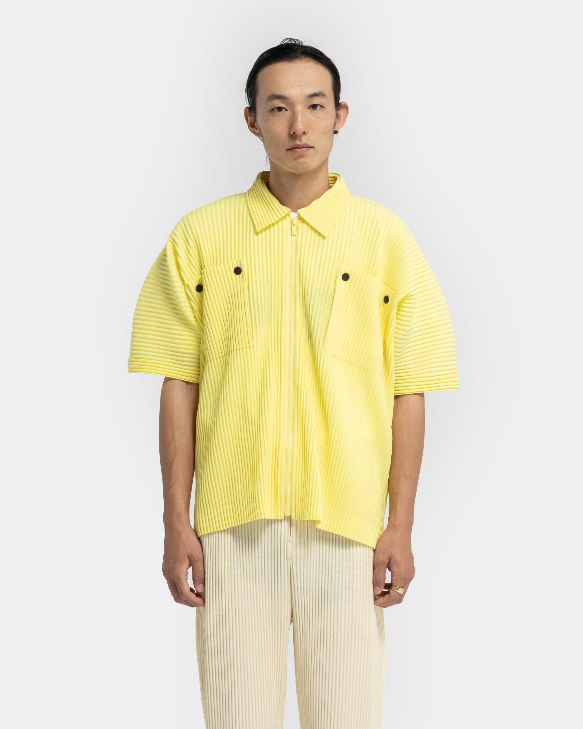 Flip Shirt in Spring Yellow