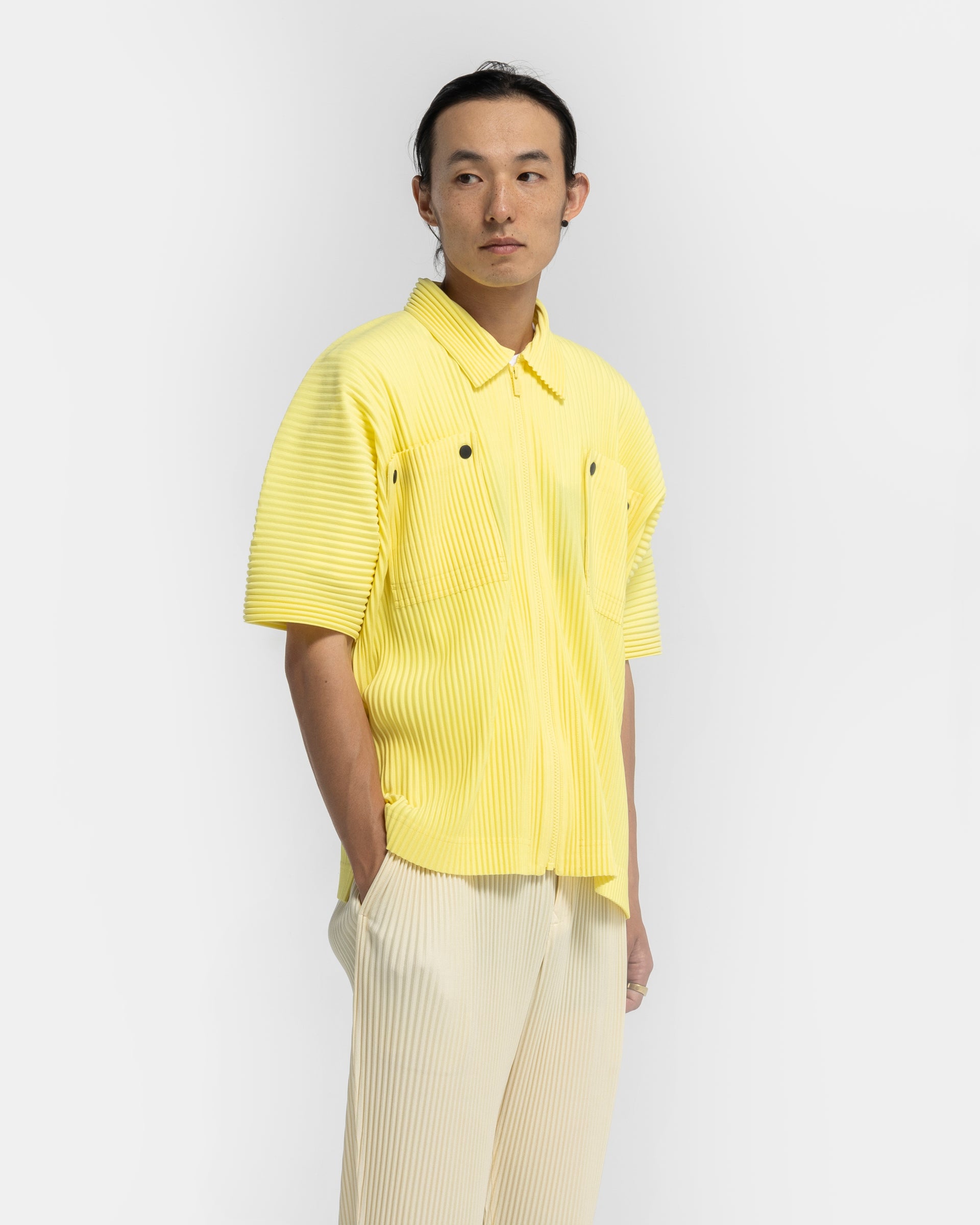 Flip Shirt in Spring Yellow