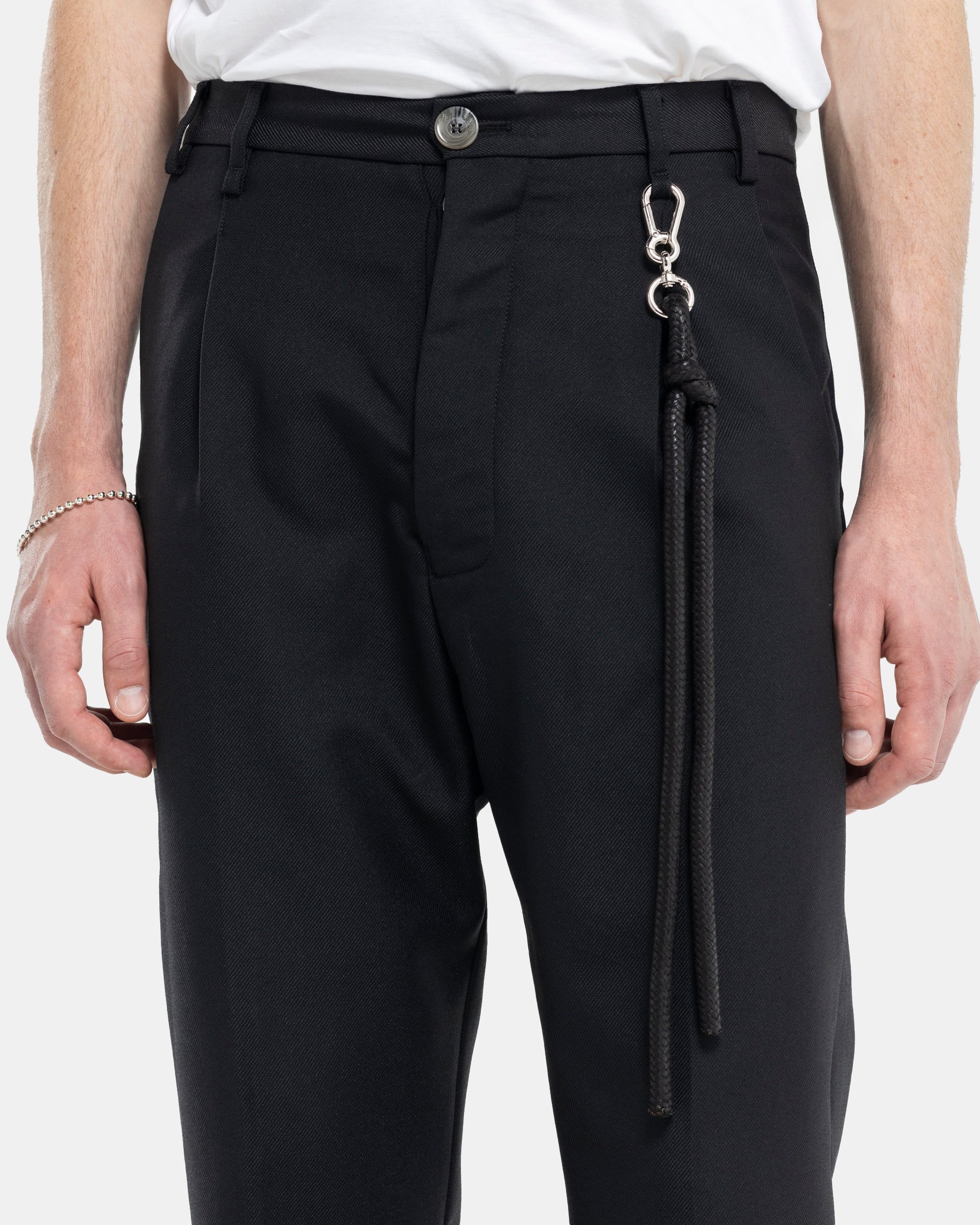 Pleated Tapered Pant in Black