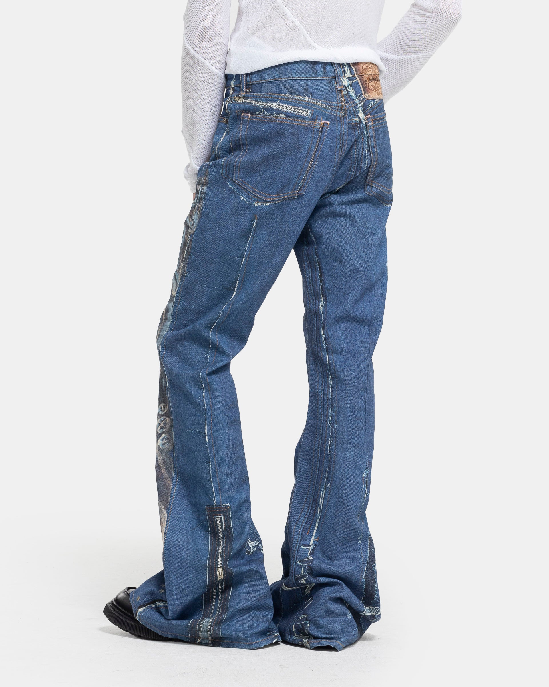 2024M Jeans in Mid Blue