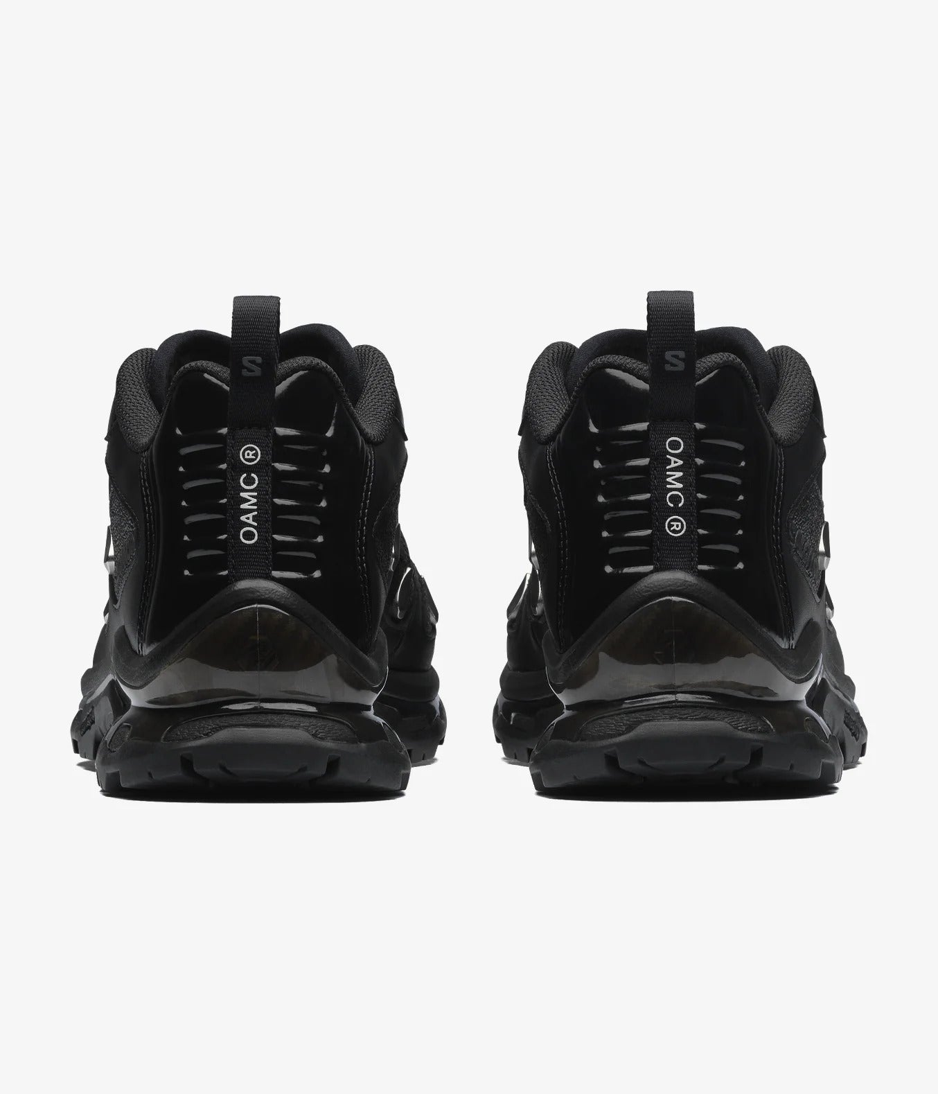 XT-Quest OAMC in Black