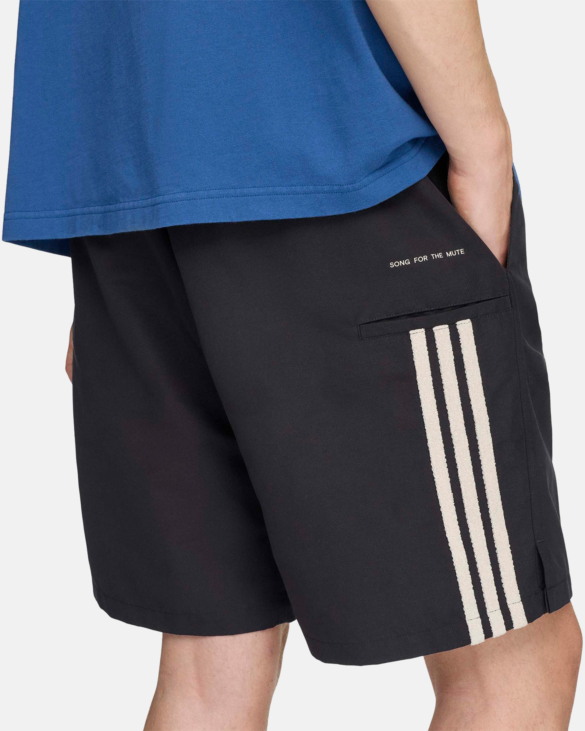 SFTM 007 Shorts in Black