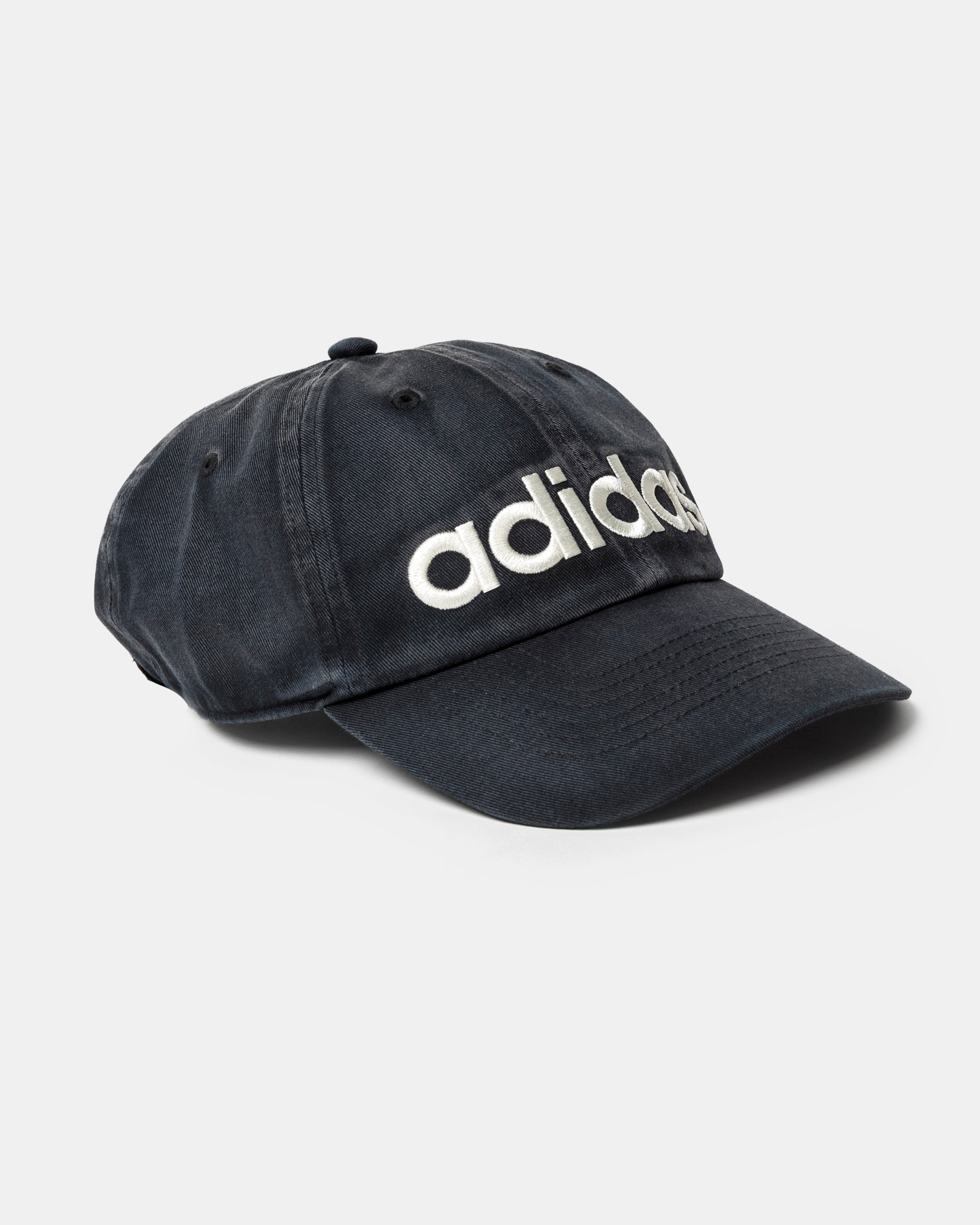 ADI006 Cap in Black