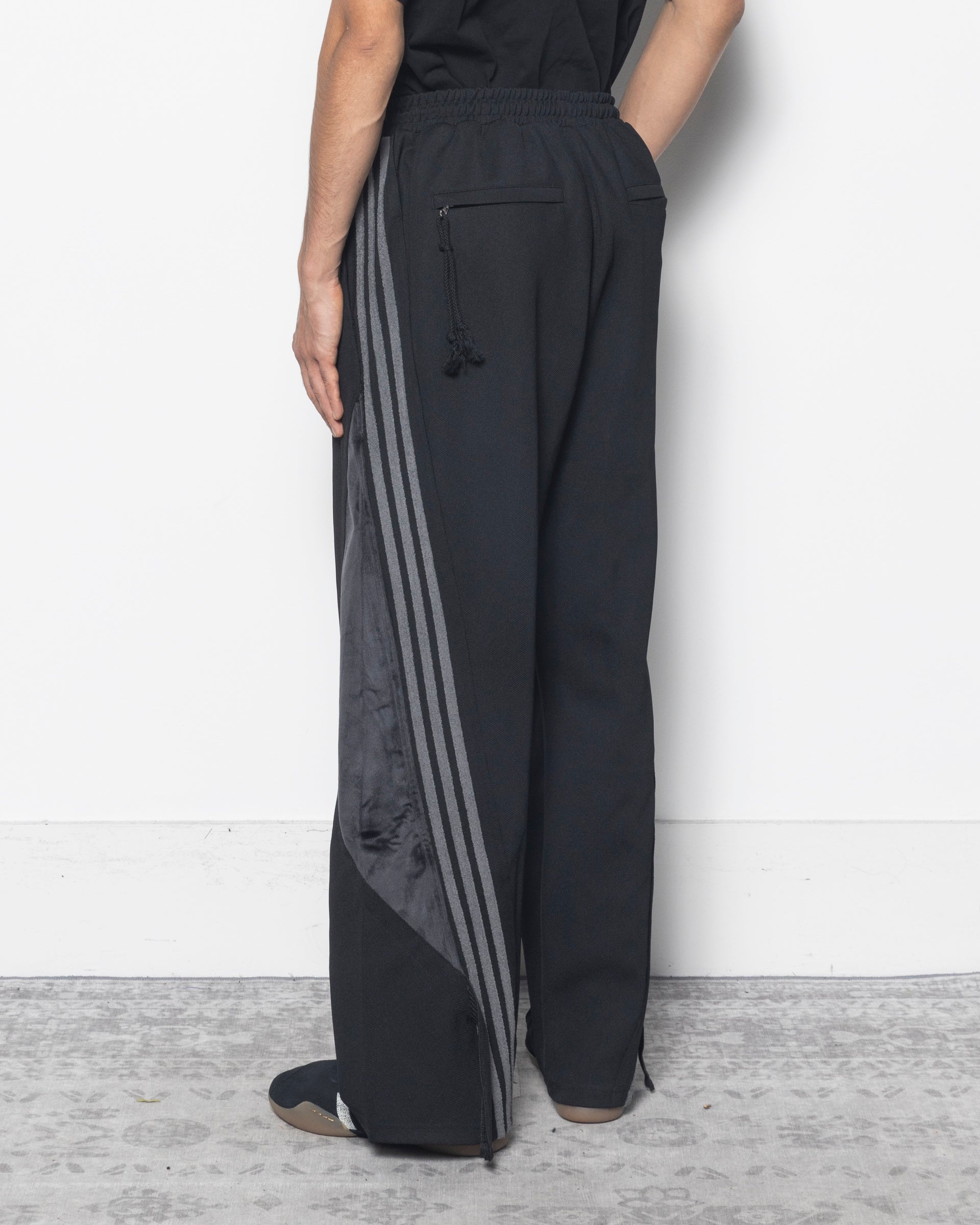 ADI006 Track Pant in Black
