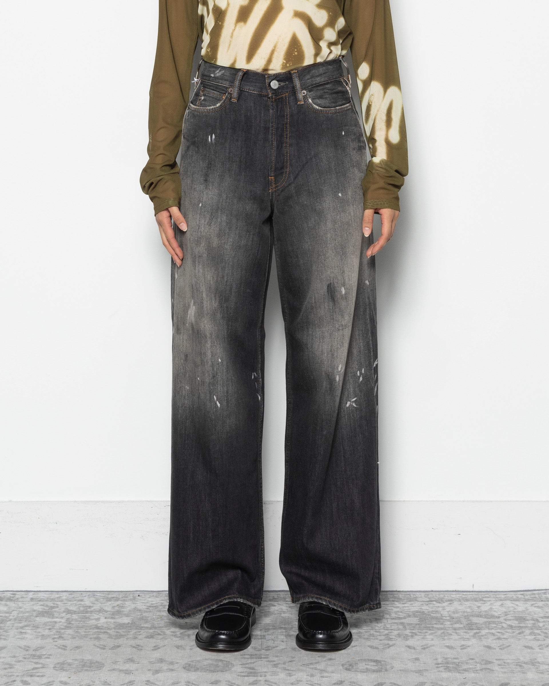 Acne Studios 1981 Trafalgar レア Acne Studios 1981 Trafalgar Jeans Light Blue – ESSXNYC