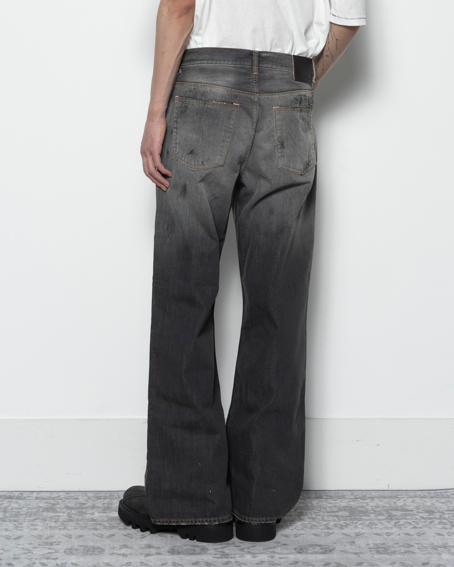 2021M Regular Fit Jeans in Black Trafalgar