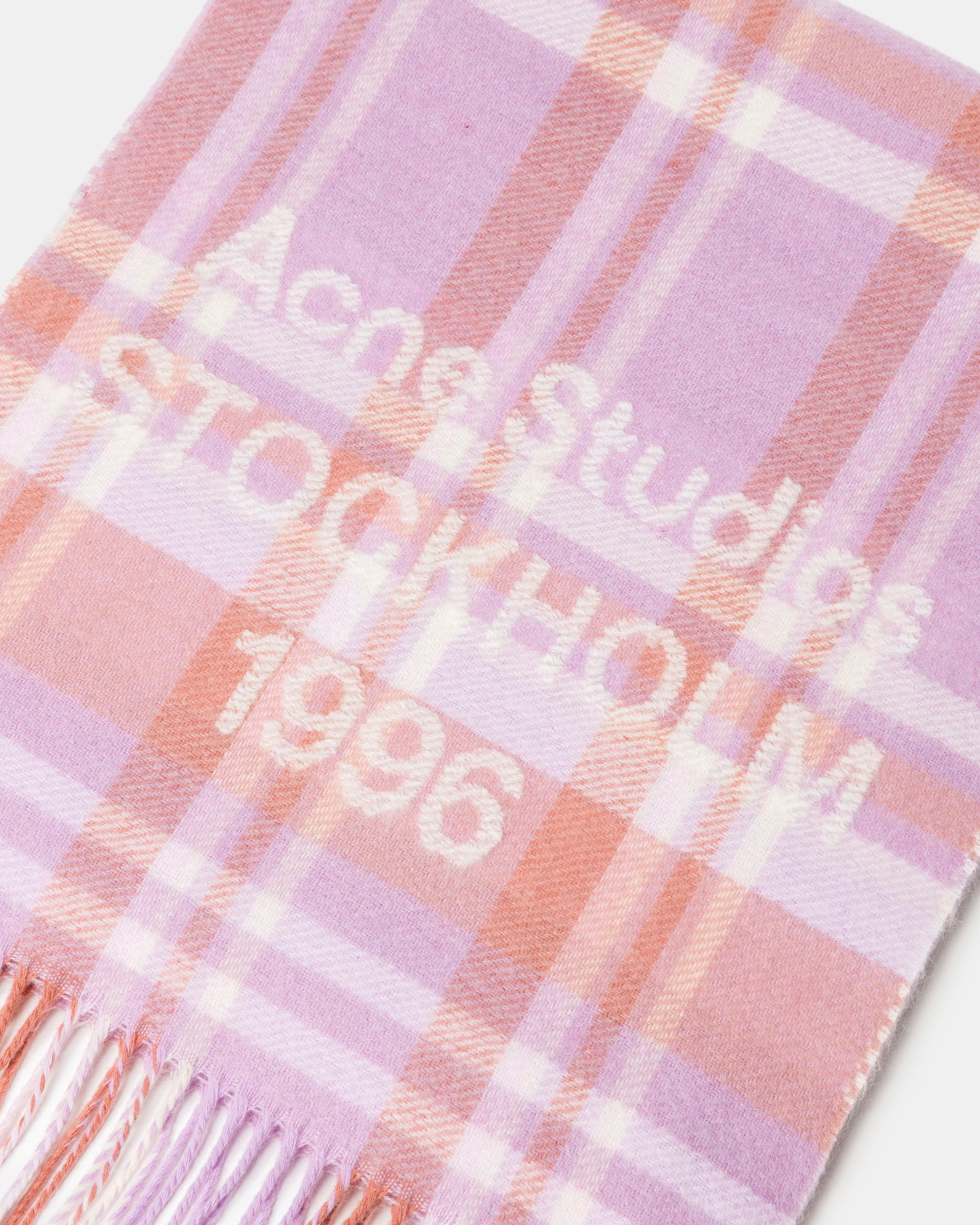 Check Logo Scarf in Pink/Fuchsia