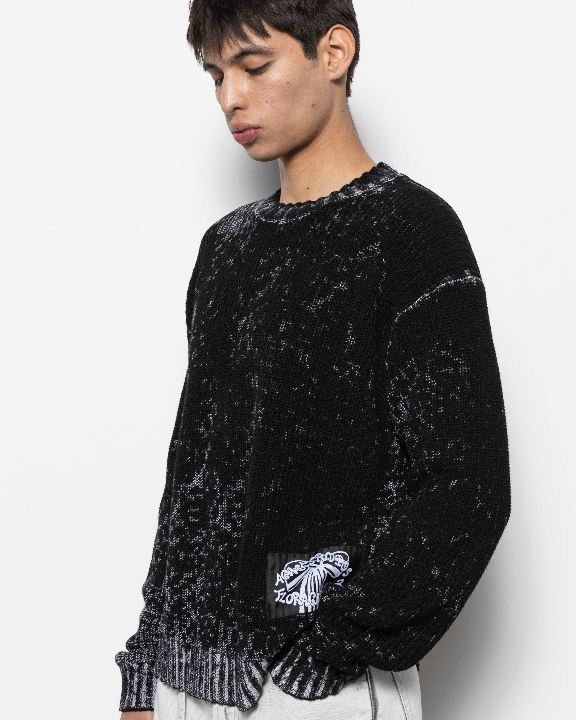 Crew Neck Jumper in Black