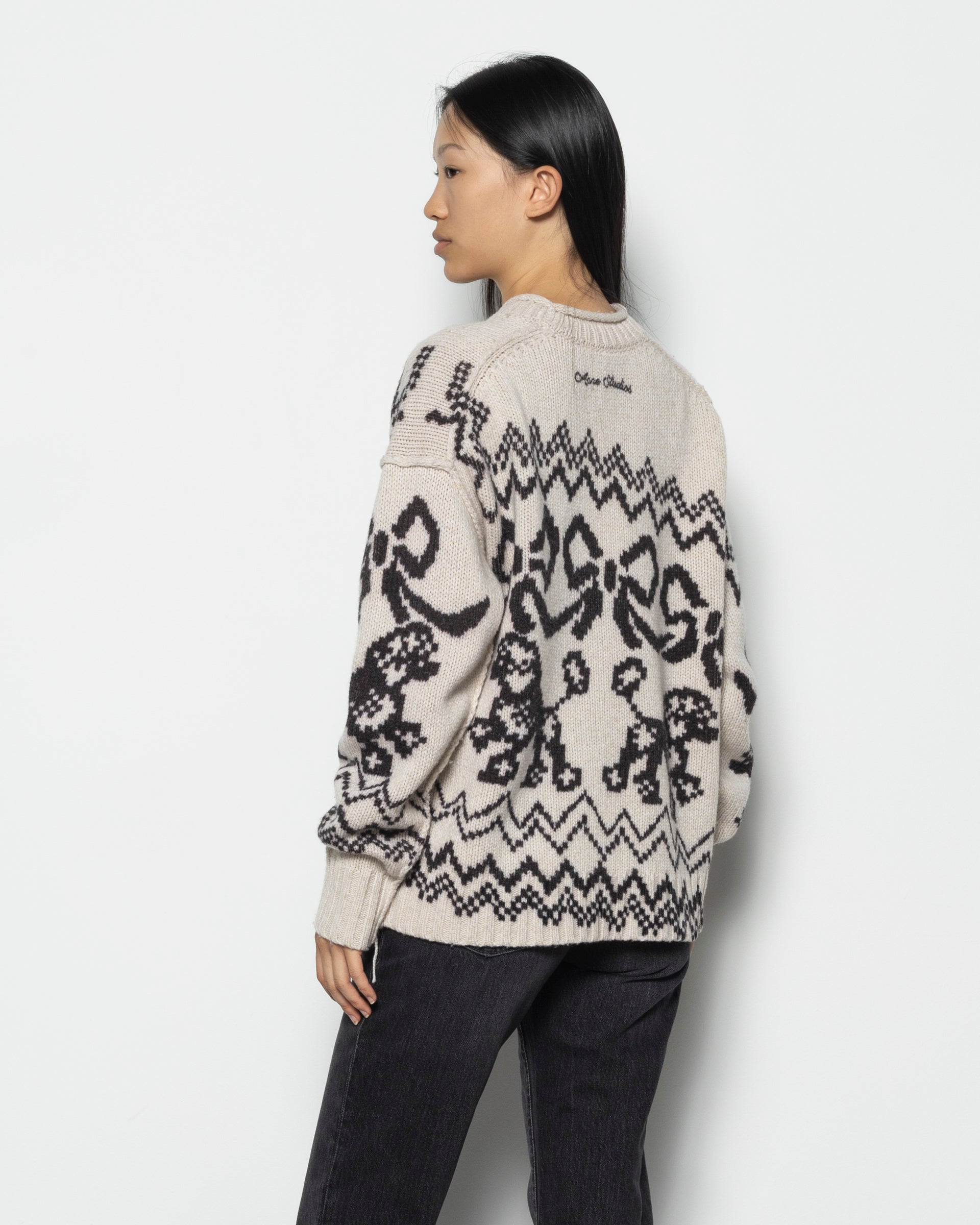 Jacquard Sweater in White/Black