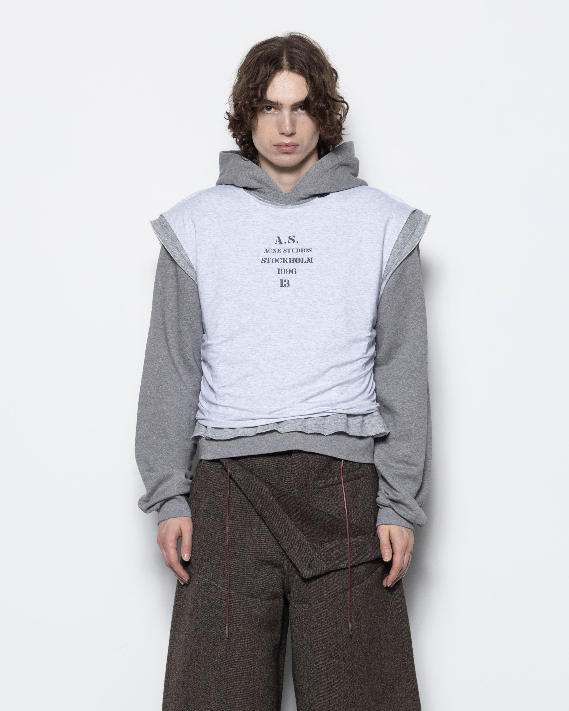 Layered Hooded Sweatshirt in Grey Melange