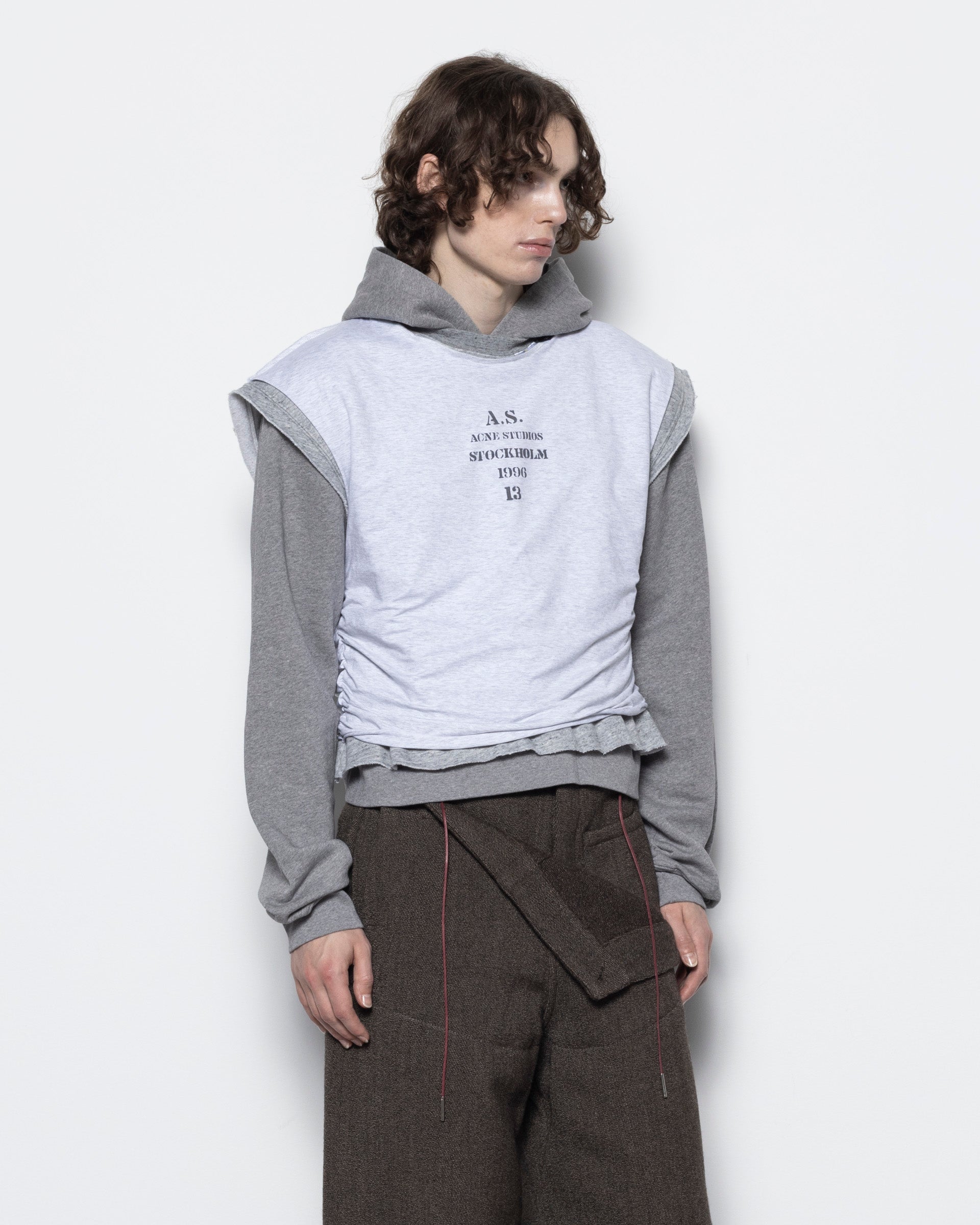 Layered Hooded Sweatshirt in Grey Melange
