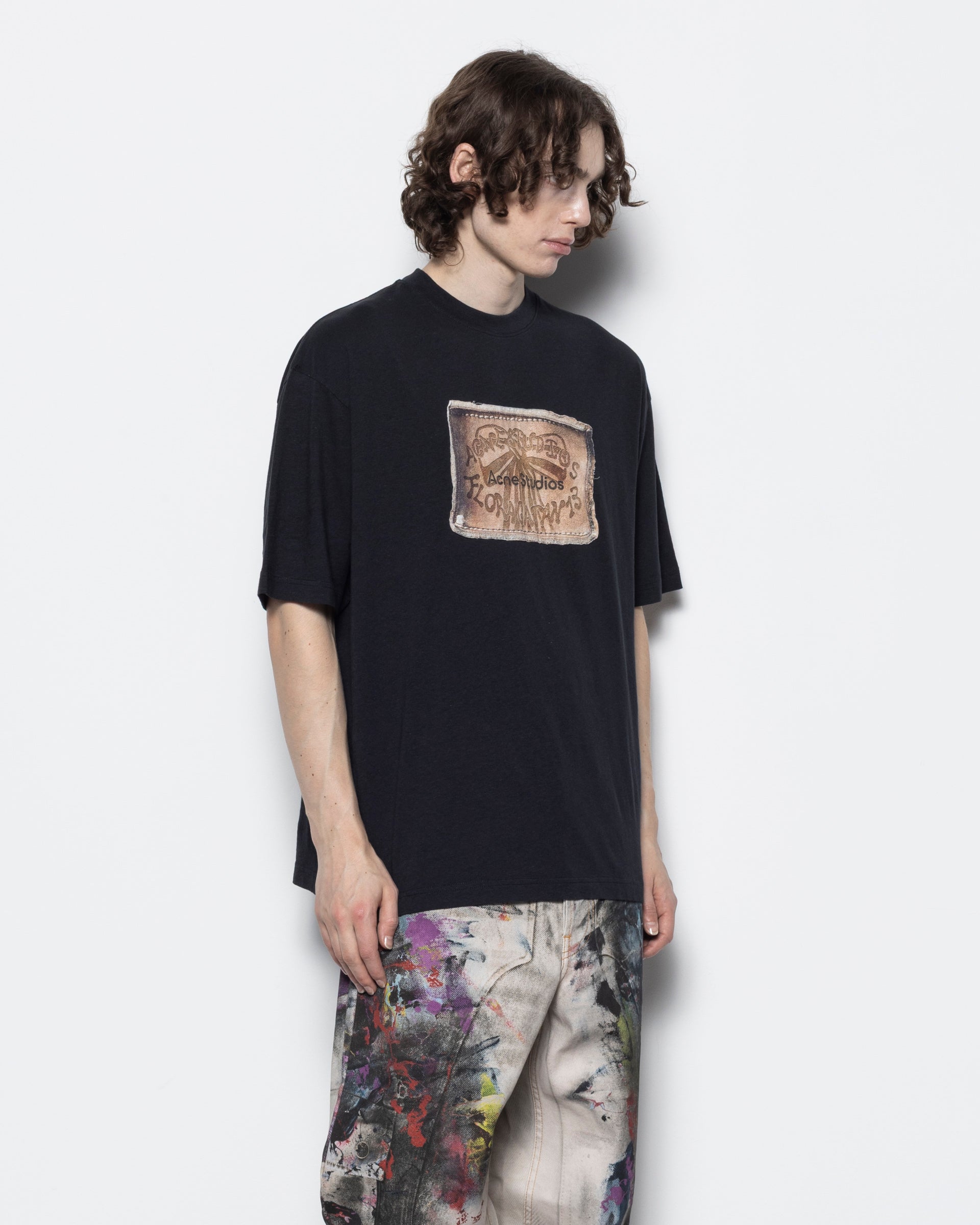 Logo Print T-shirt in Faded Black