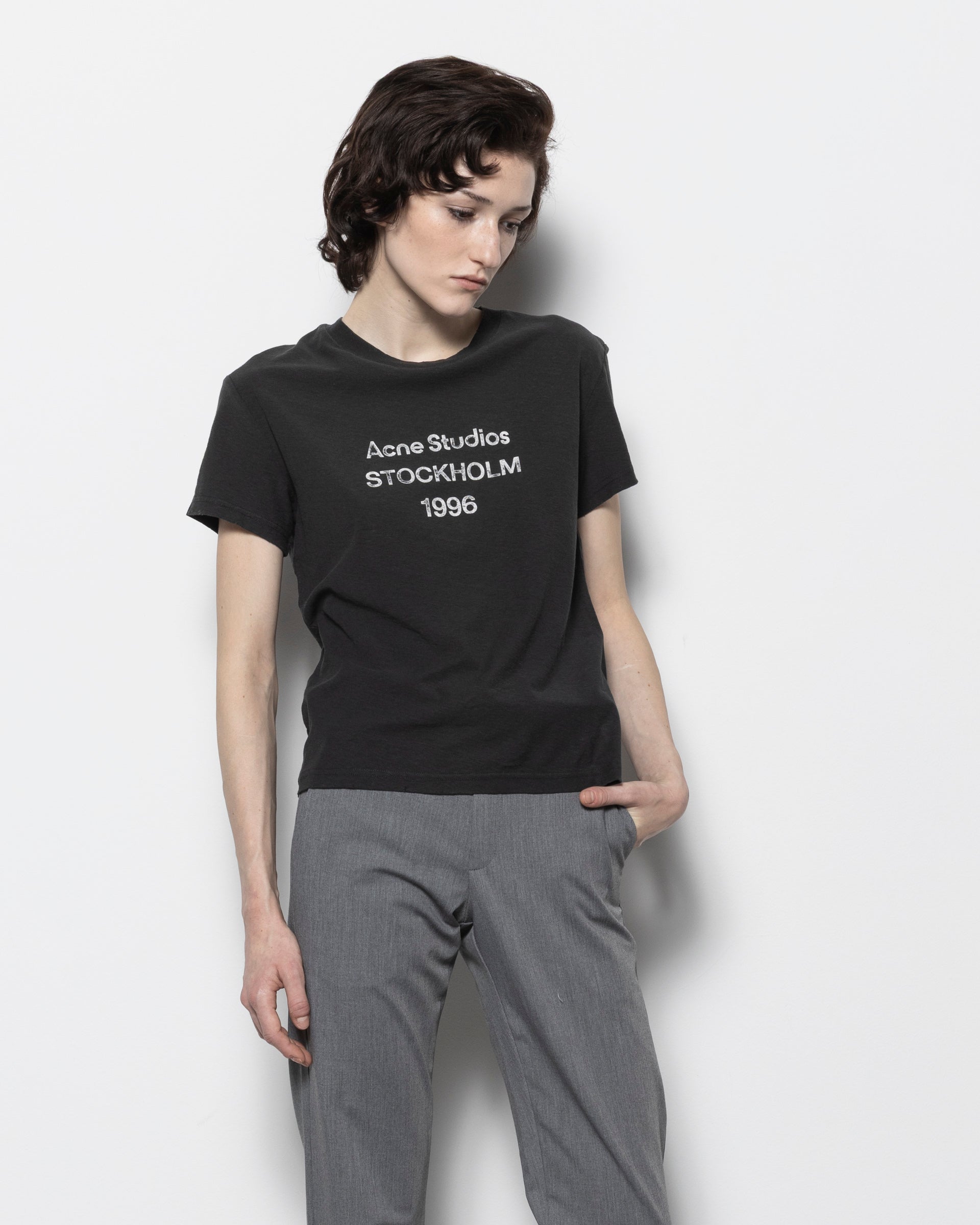 Logo Short Sleeve T-shirt in Faded Black