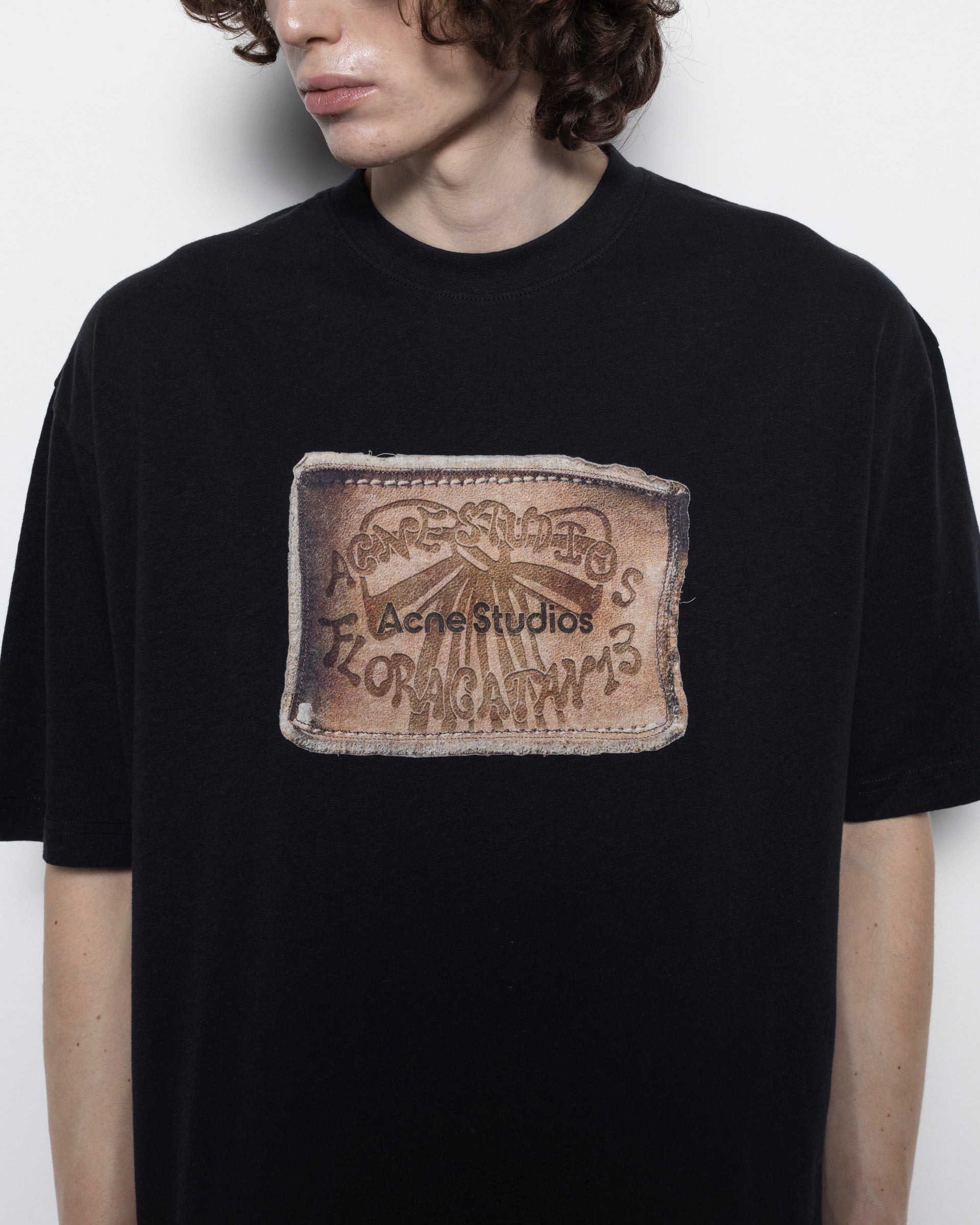 Logo Print T-shirt in Faded Black