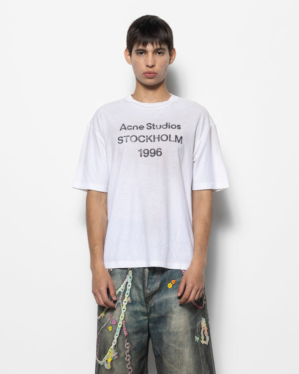 Logo T-Shirt in Dusty White