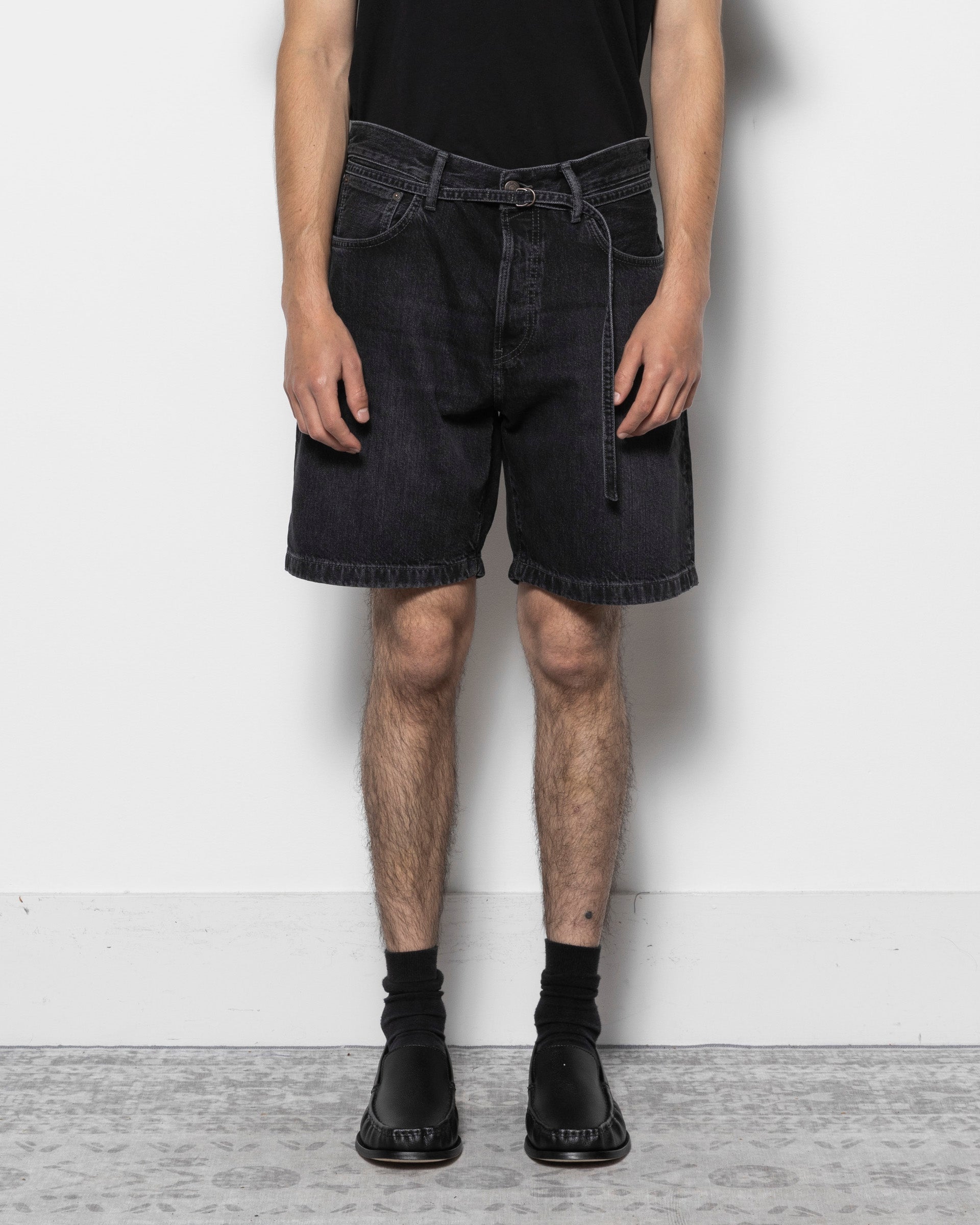 Loose Fit Denim Shorts in Black
