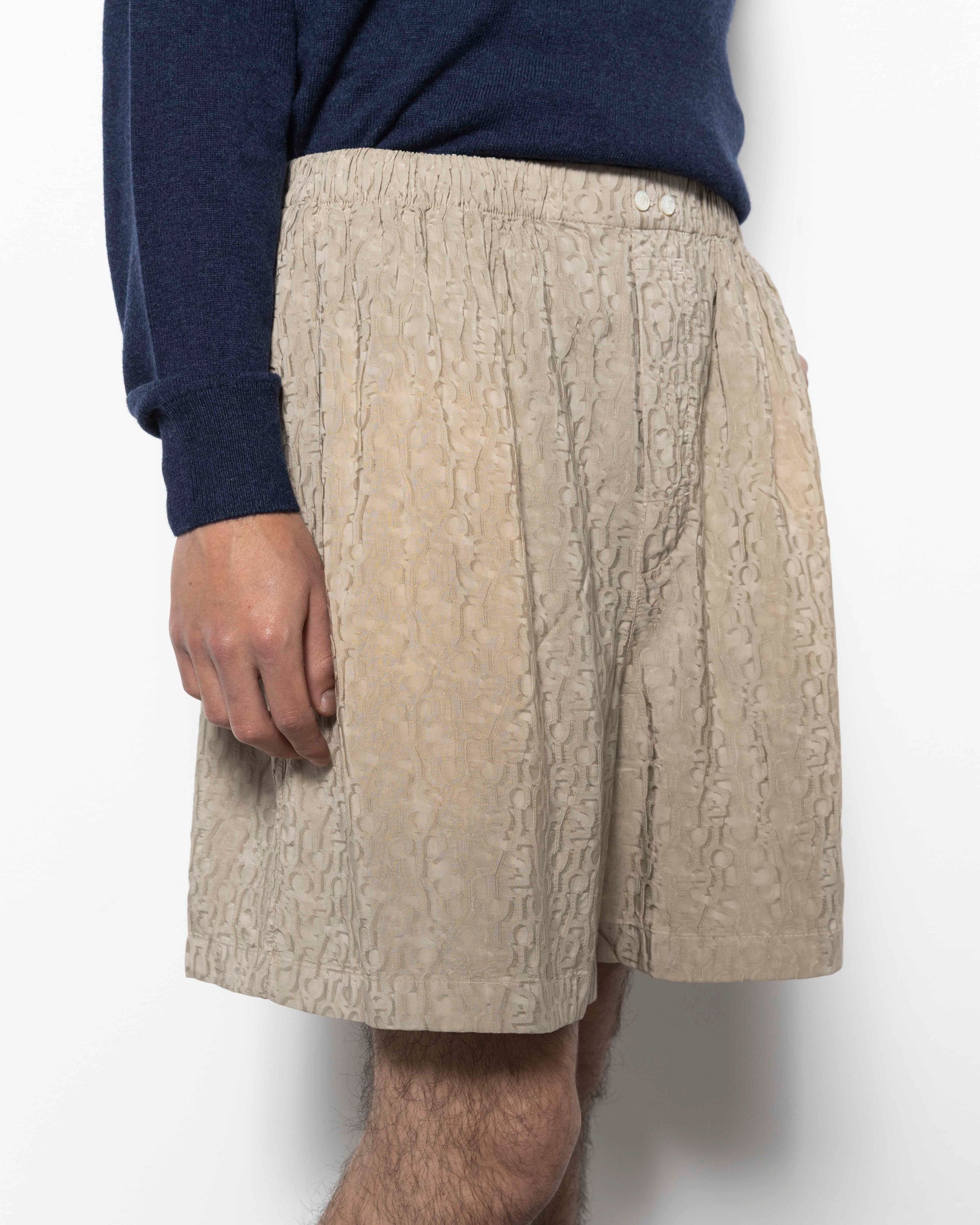 Shorts Monogram in Warm Grey