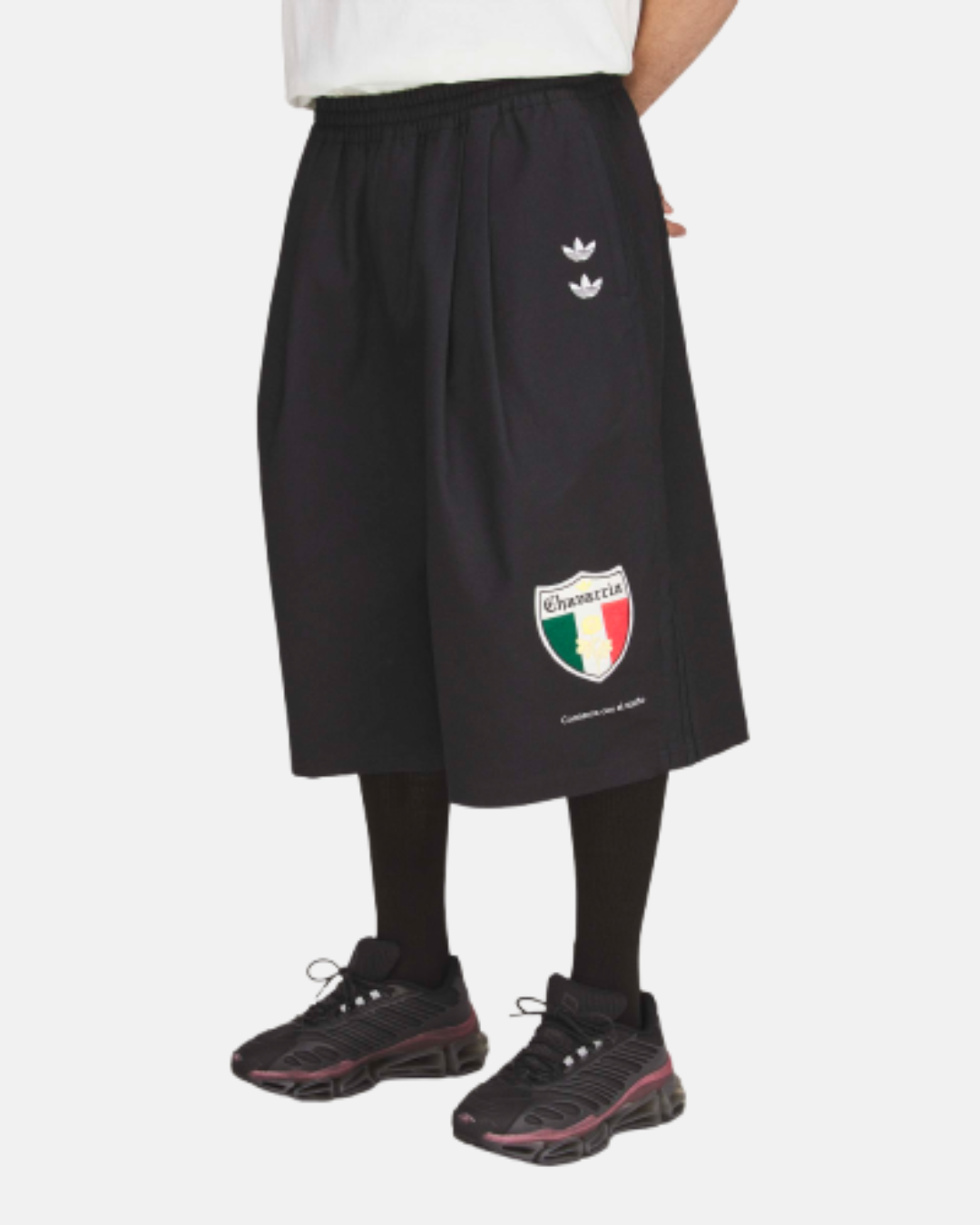 Chavarria Long Twill Short in Black