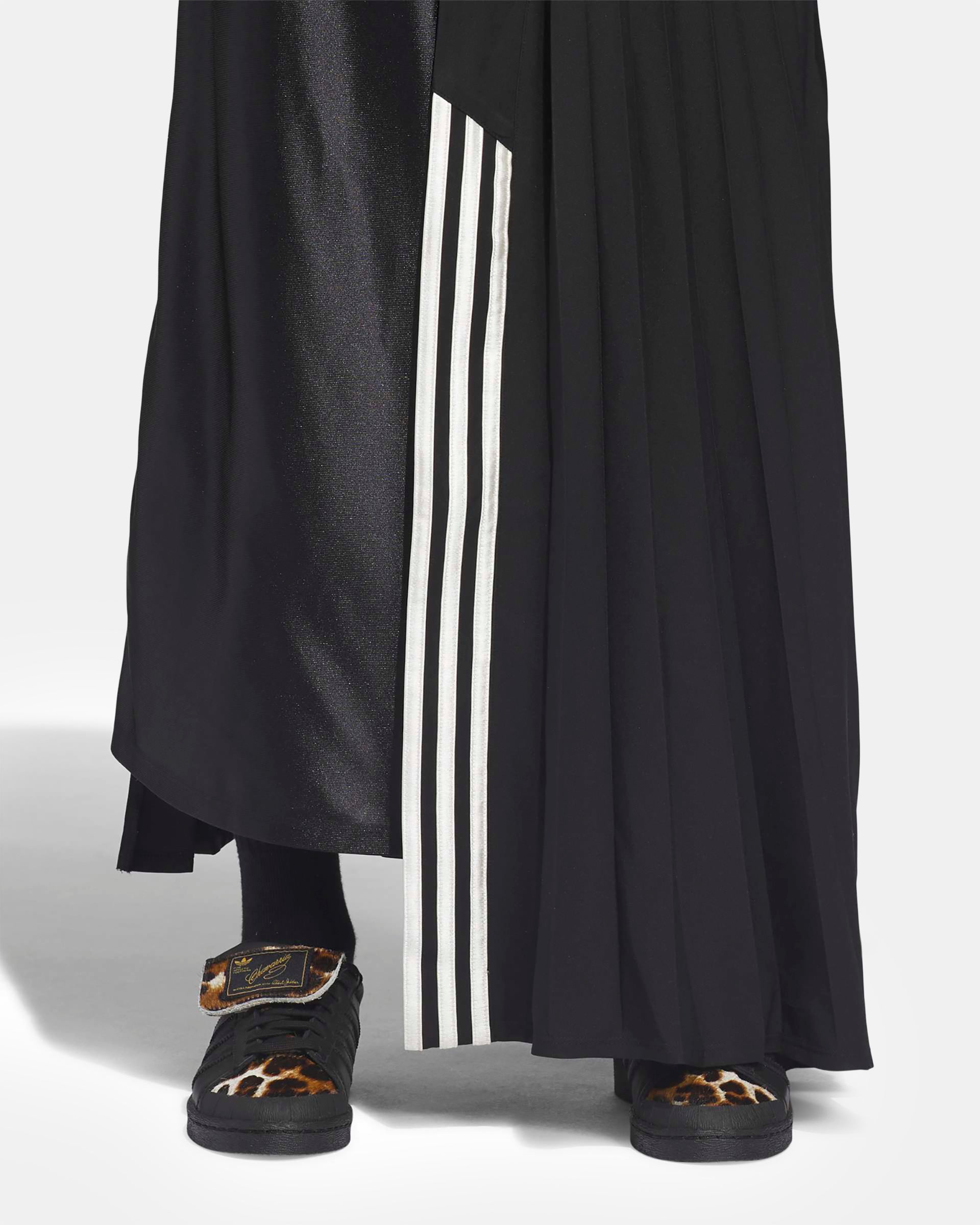 Willy Chavarria Dazzle Pleat Skirt in Black