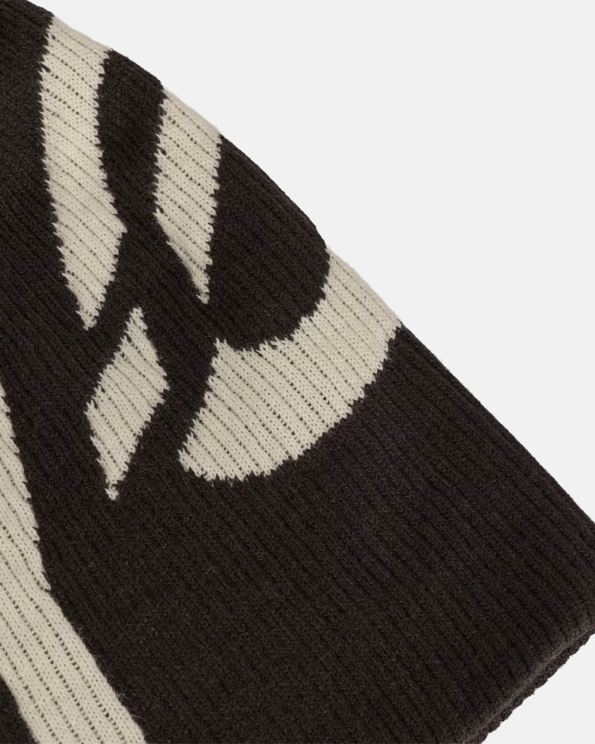 Y-3 CL Beanie in Black