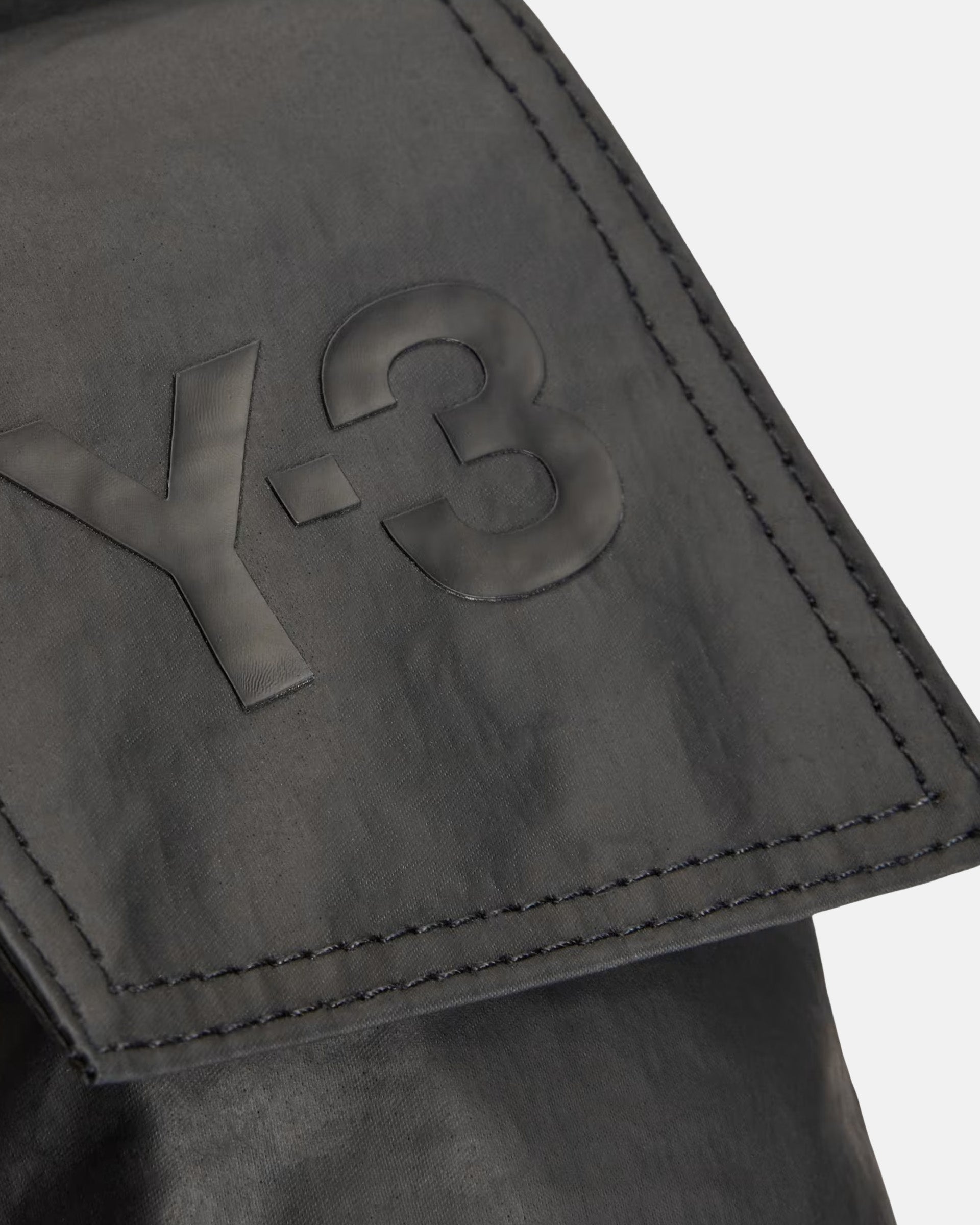 Y-3 Newspaper Bag L in Black