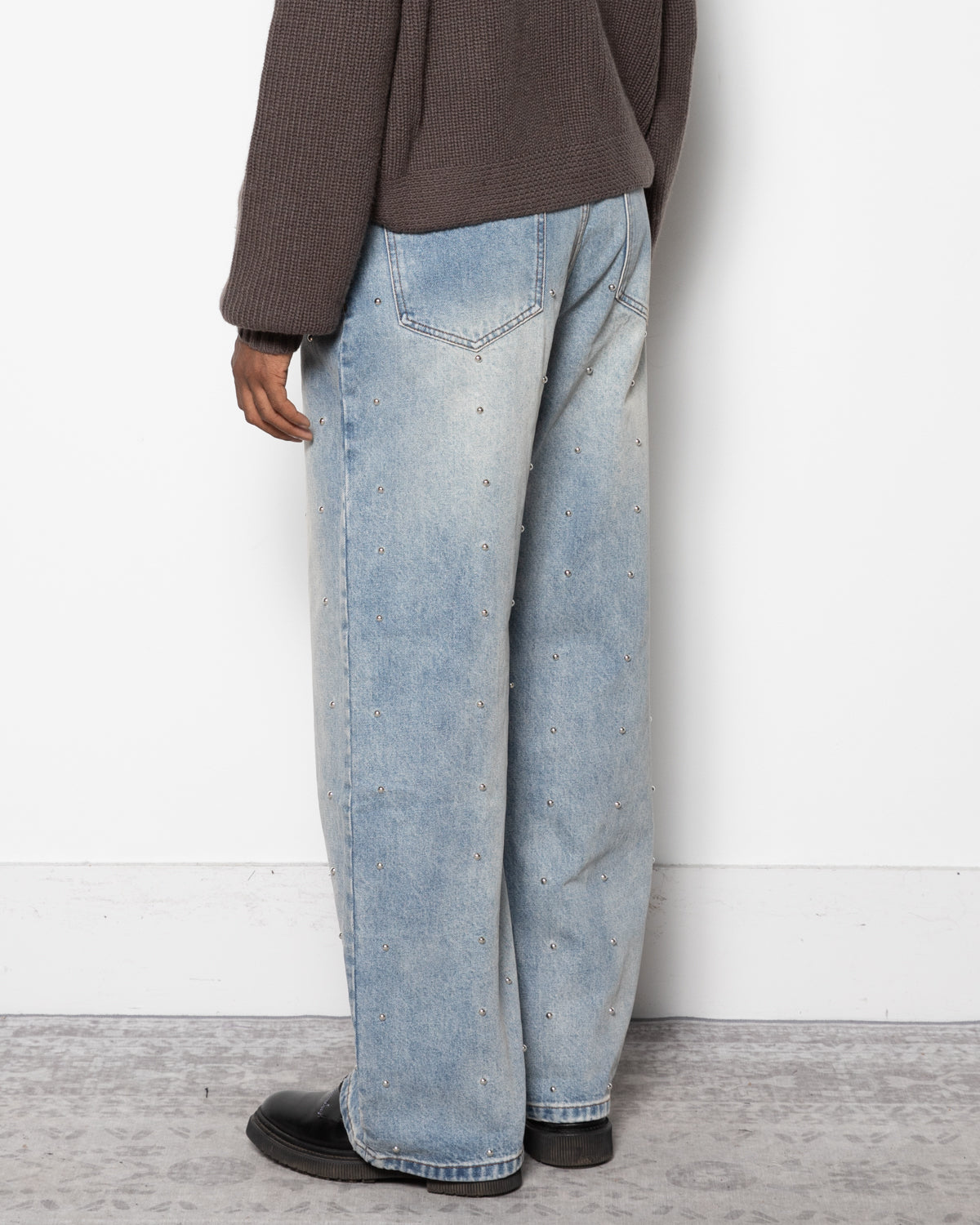 Lax Baggy Studded Denim Pants in Washed Blue