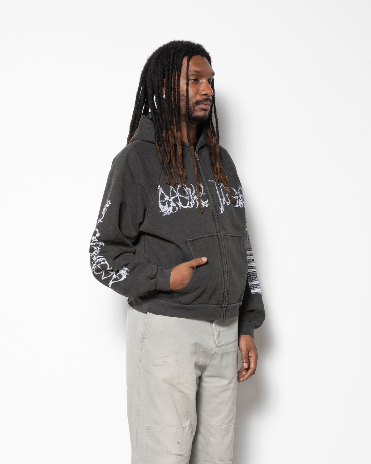 Massacre Zip-up Hoodie in Vintage Black