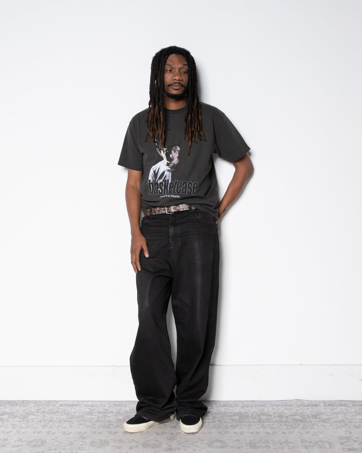 Miracle Tee in Vintage Black