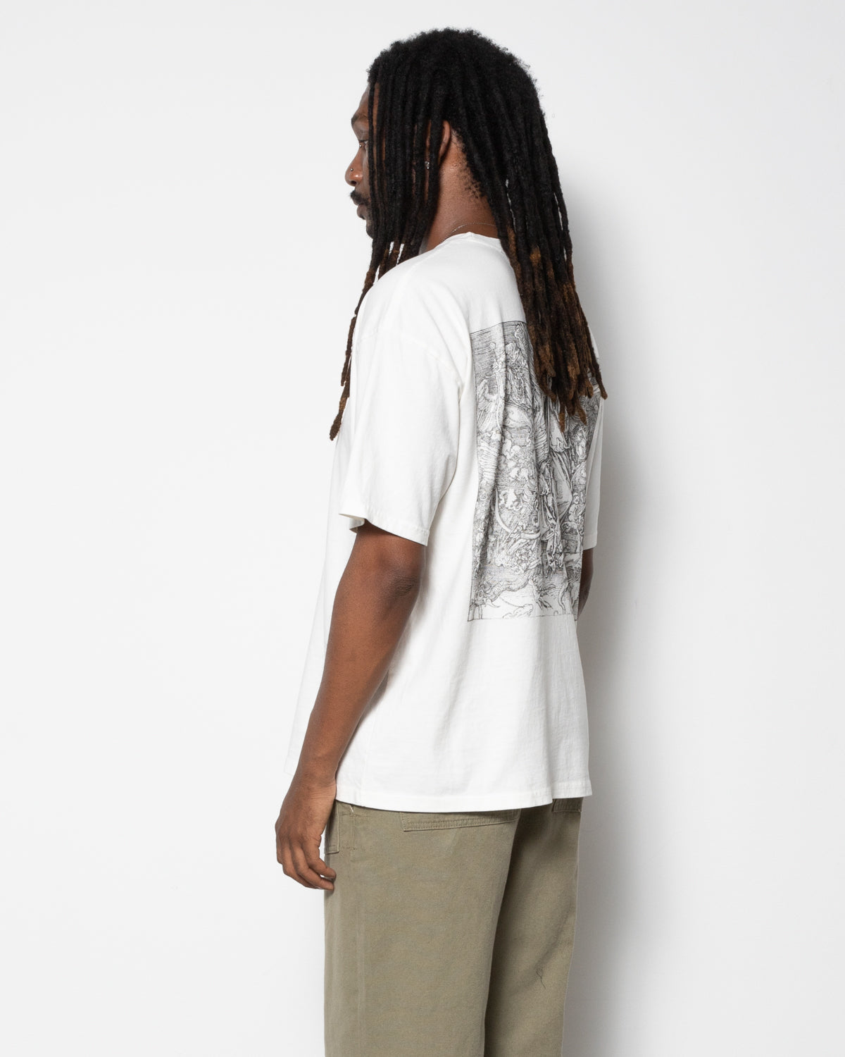 Reach Tee in Bone