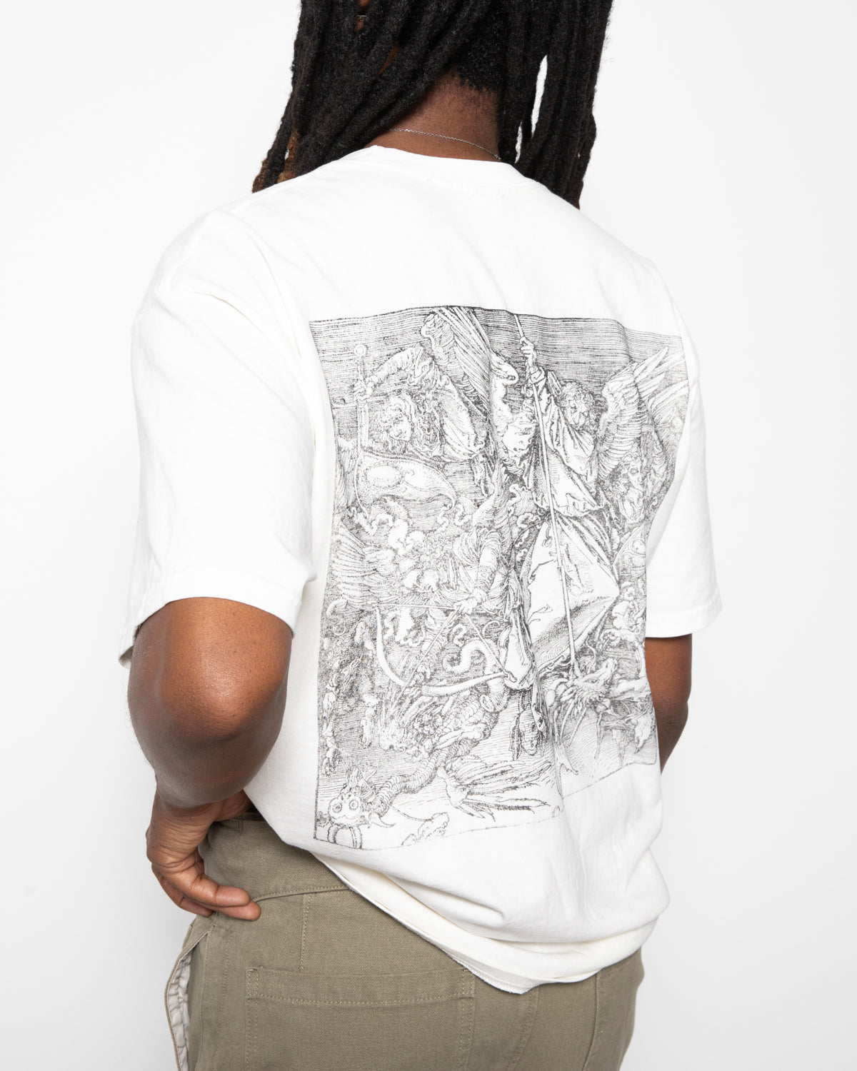 Reach Tee in Bone