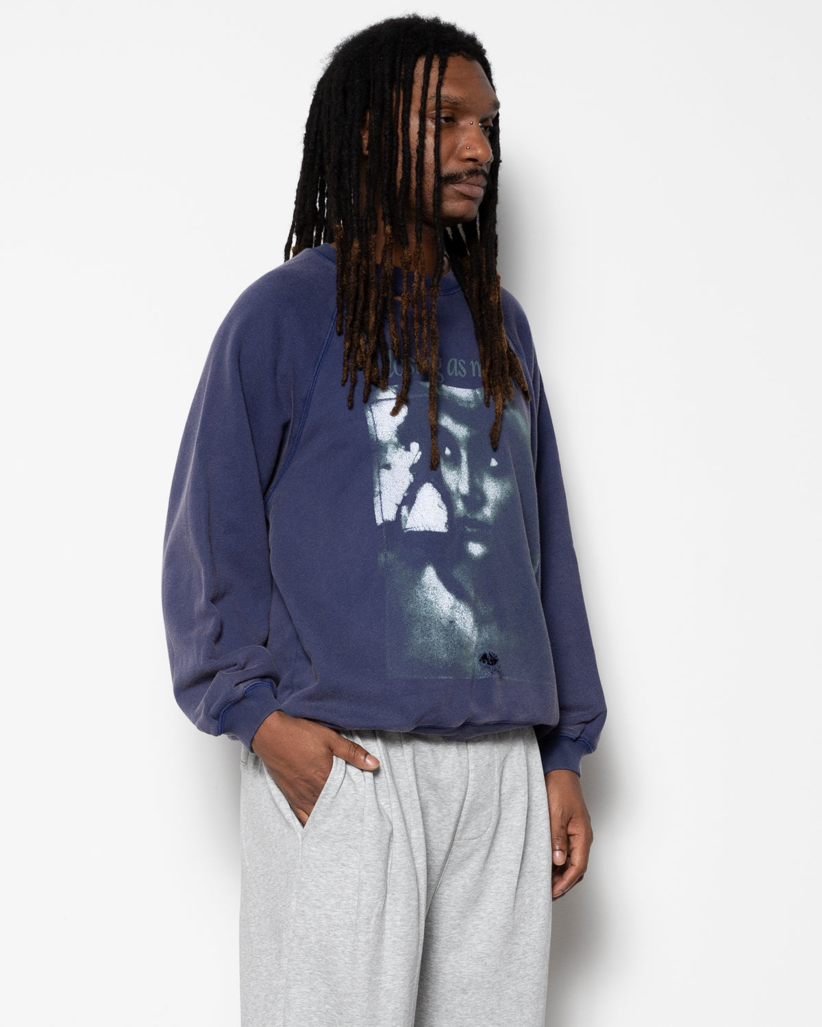 Siren Crewneck in Navy Blue