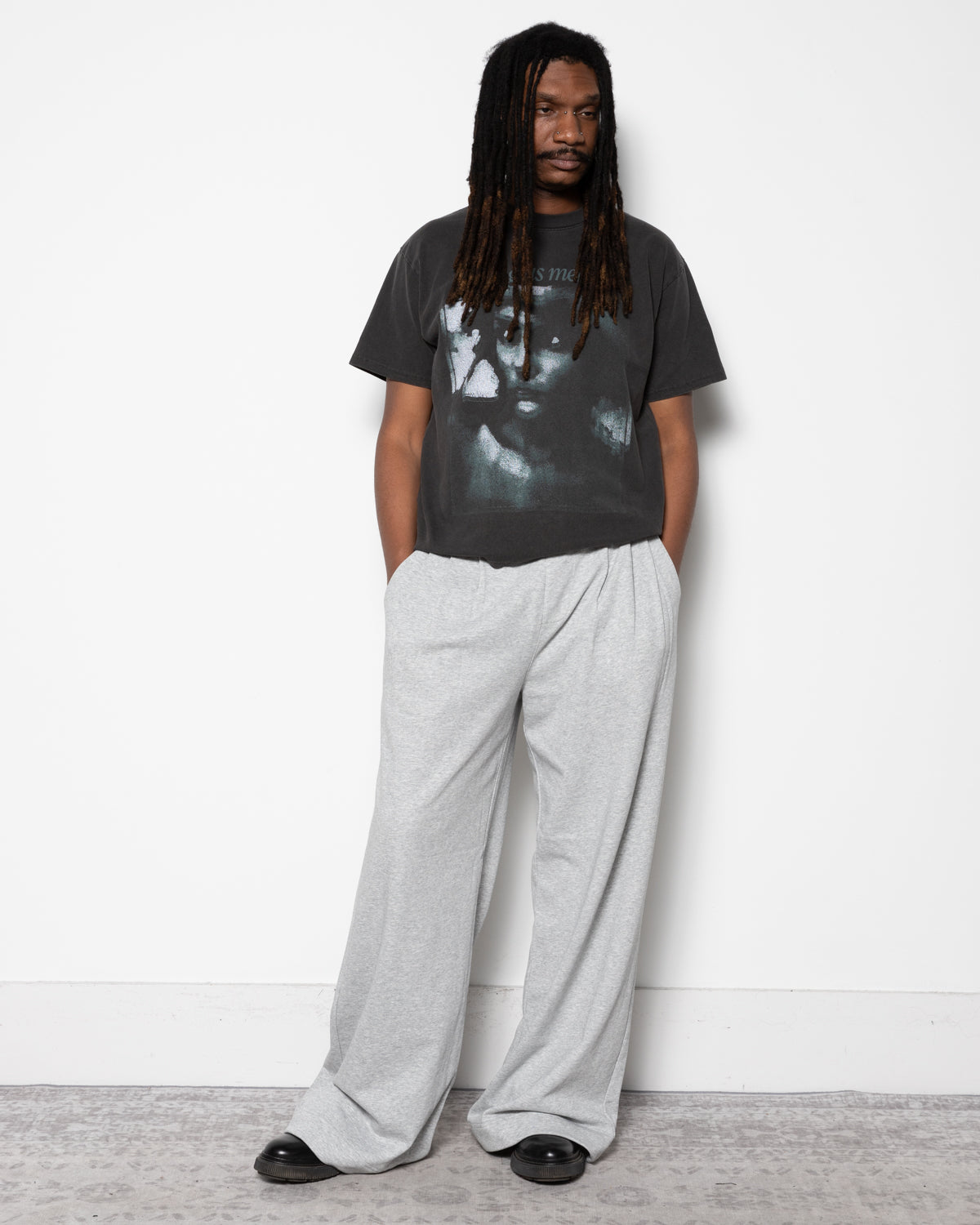 Siren Tee in Vintage Black