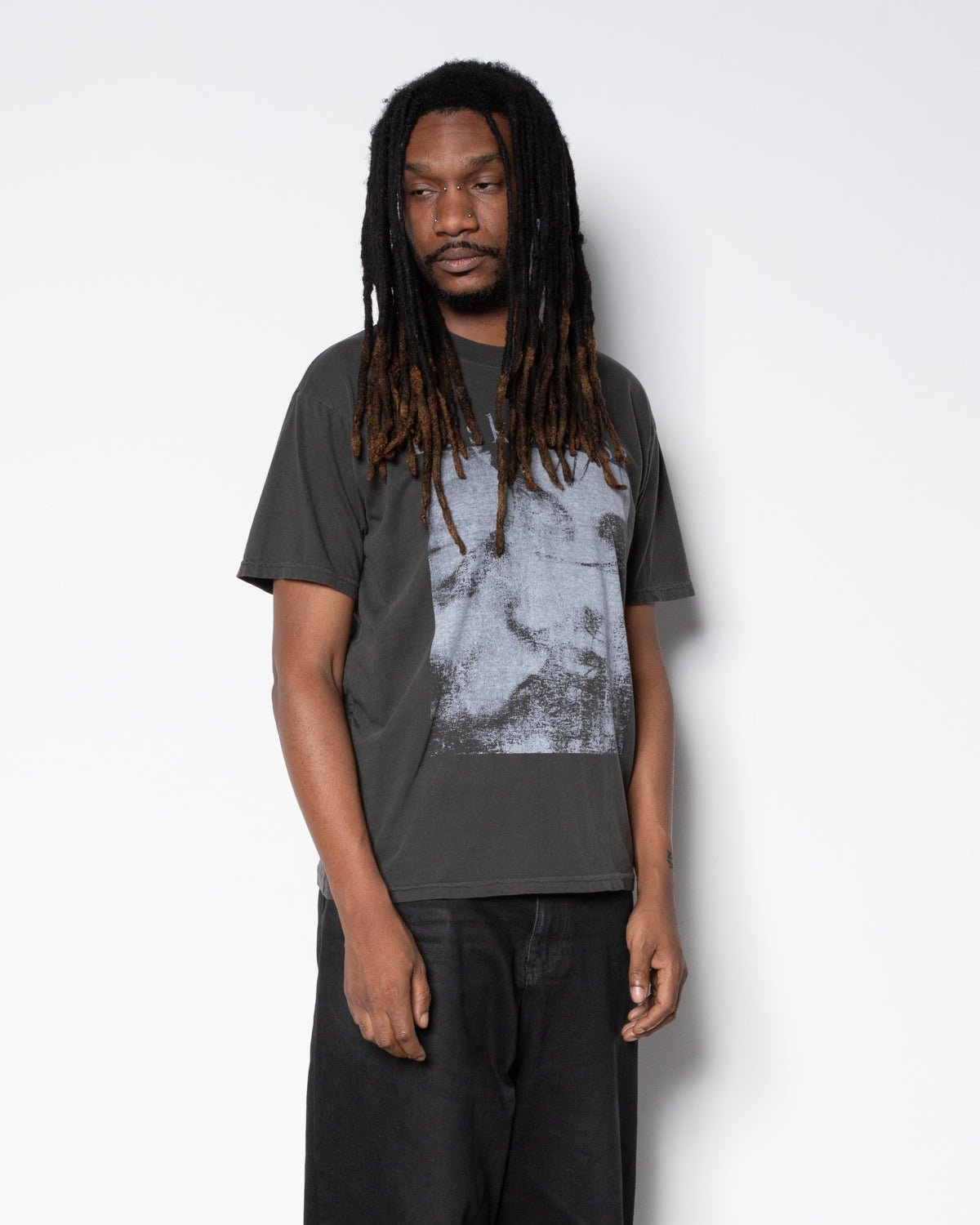 Tilt Tee in Vintage Black