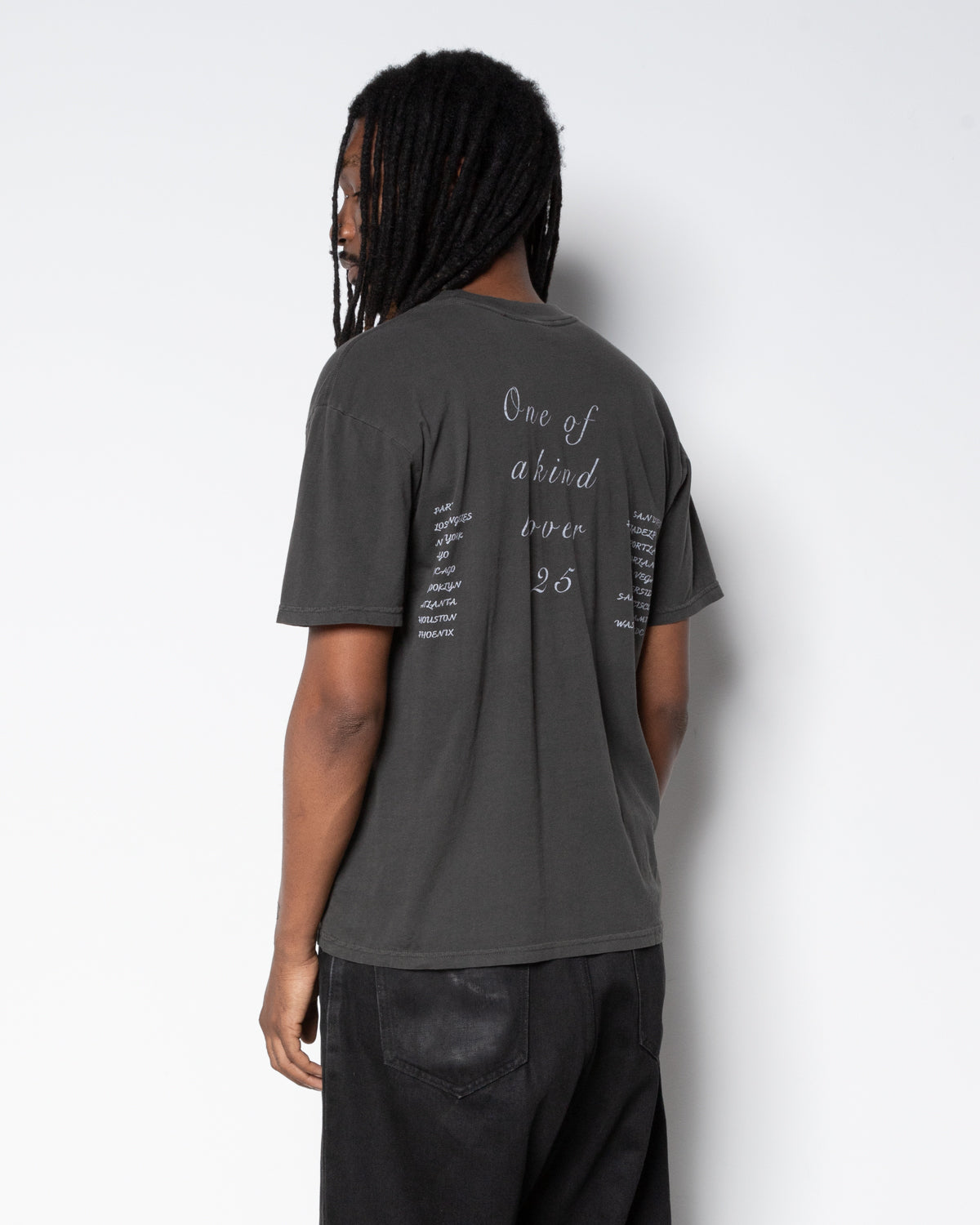 Tilt Tee in Vintage Black